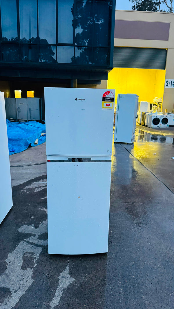 WESTINGHOUSE 245 LITRES FRIDGE FREEZER