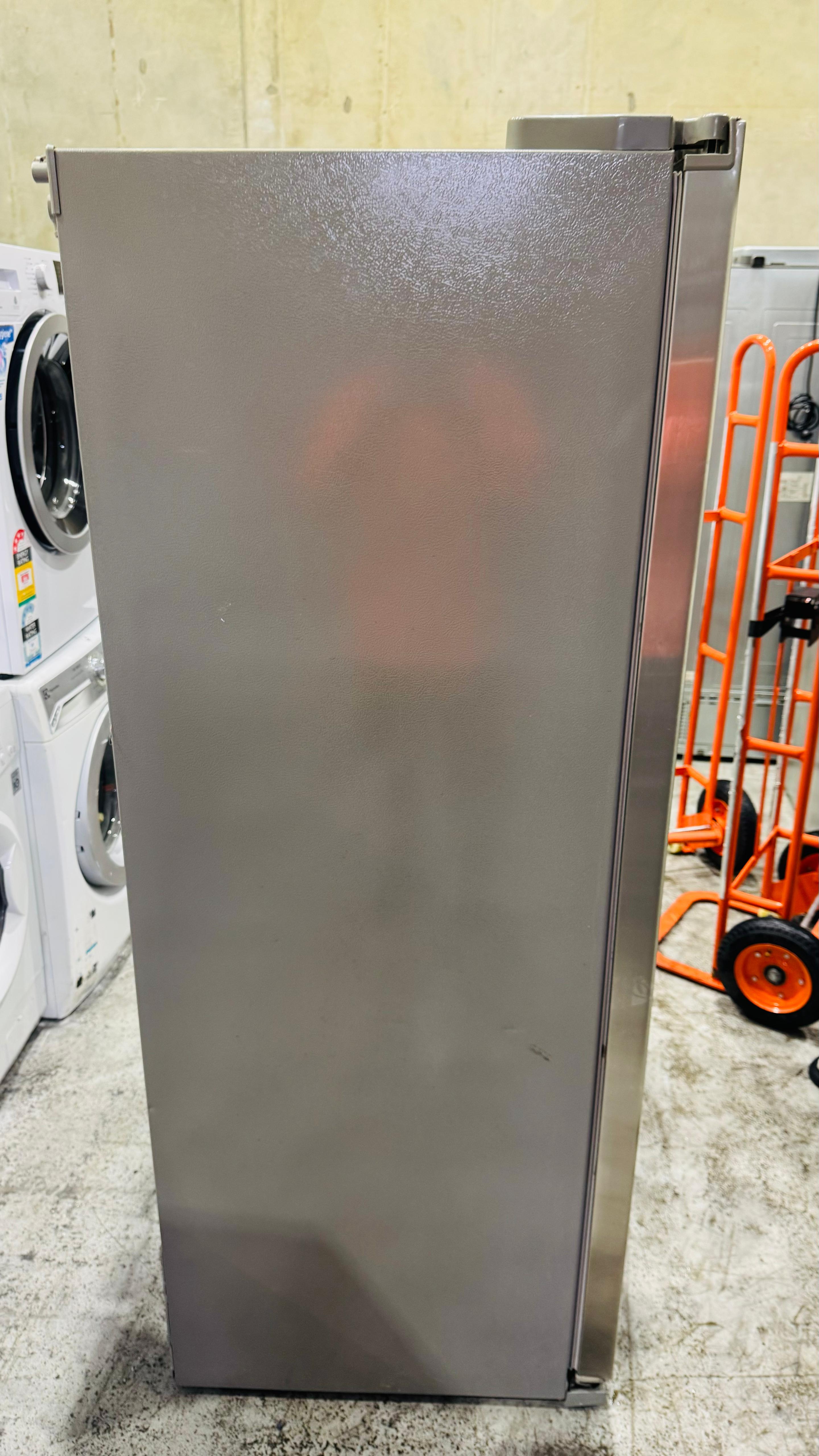 LG 567 LITRES SIDE BY SIDE FRIDGE FREEZER
