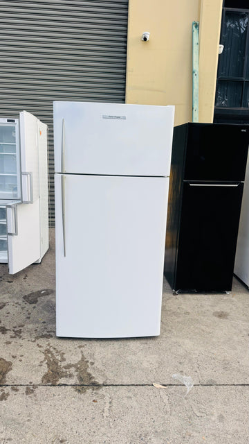 FISHER AND PAYKEL 517 LITRES FRIDGE FREEZER