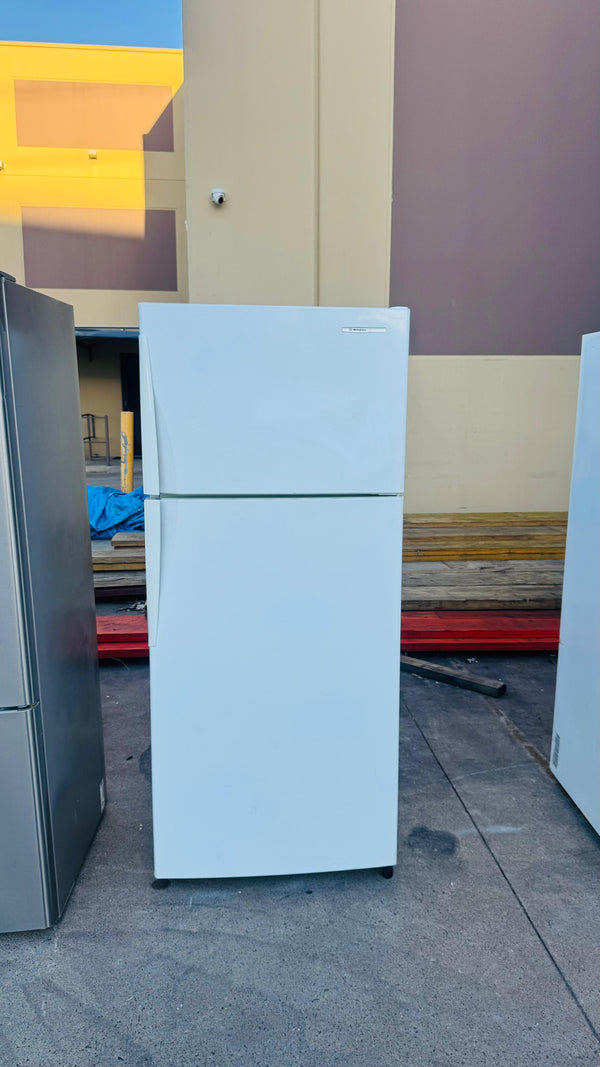WESTINGHOUSE 420 LITRES FRIDGE FREEZER