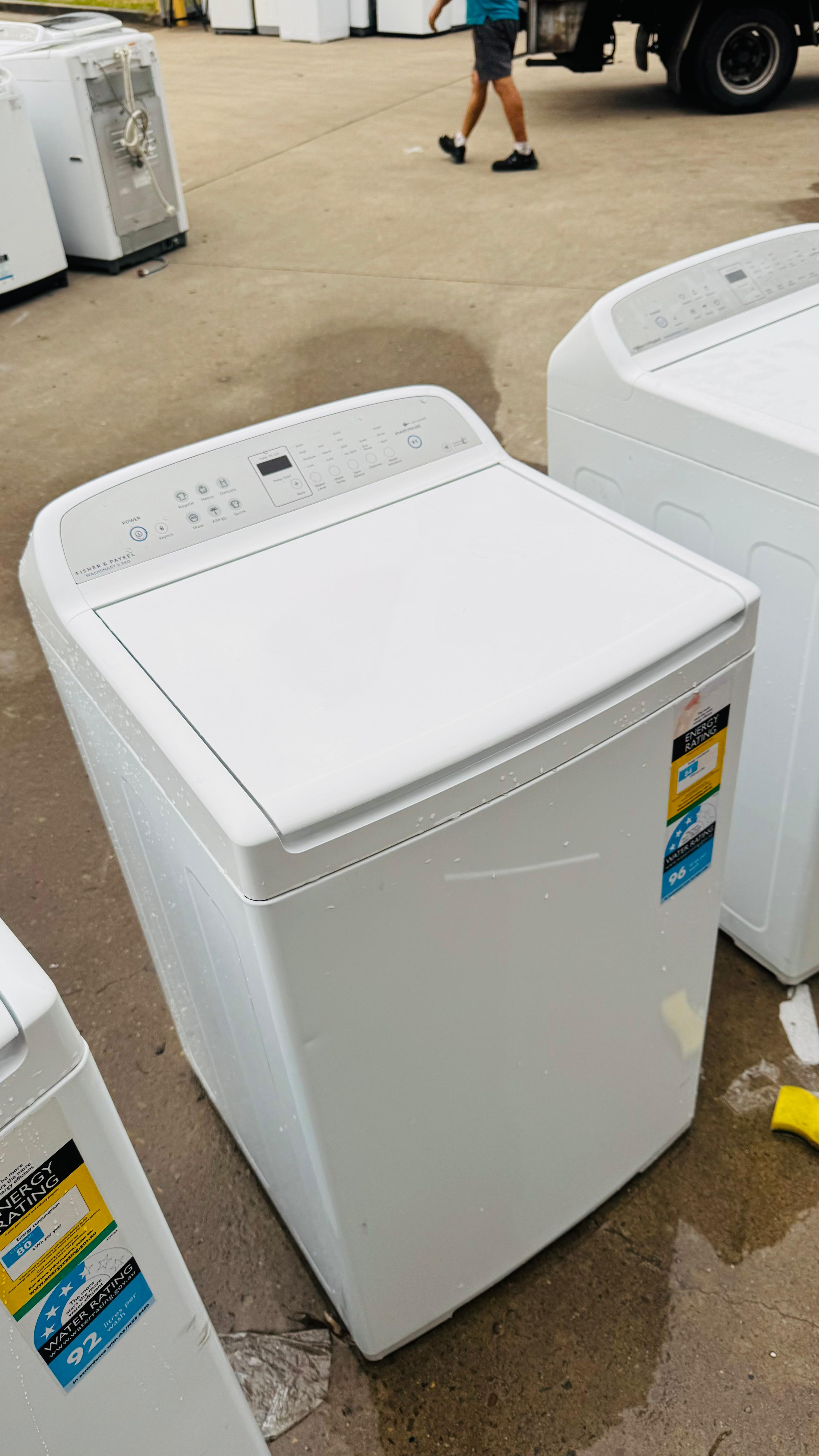 FISHER AND PAYKEL 8.5KGS TOP LOADER WASHING MACHINE