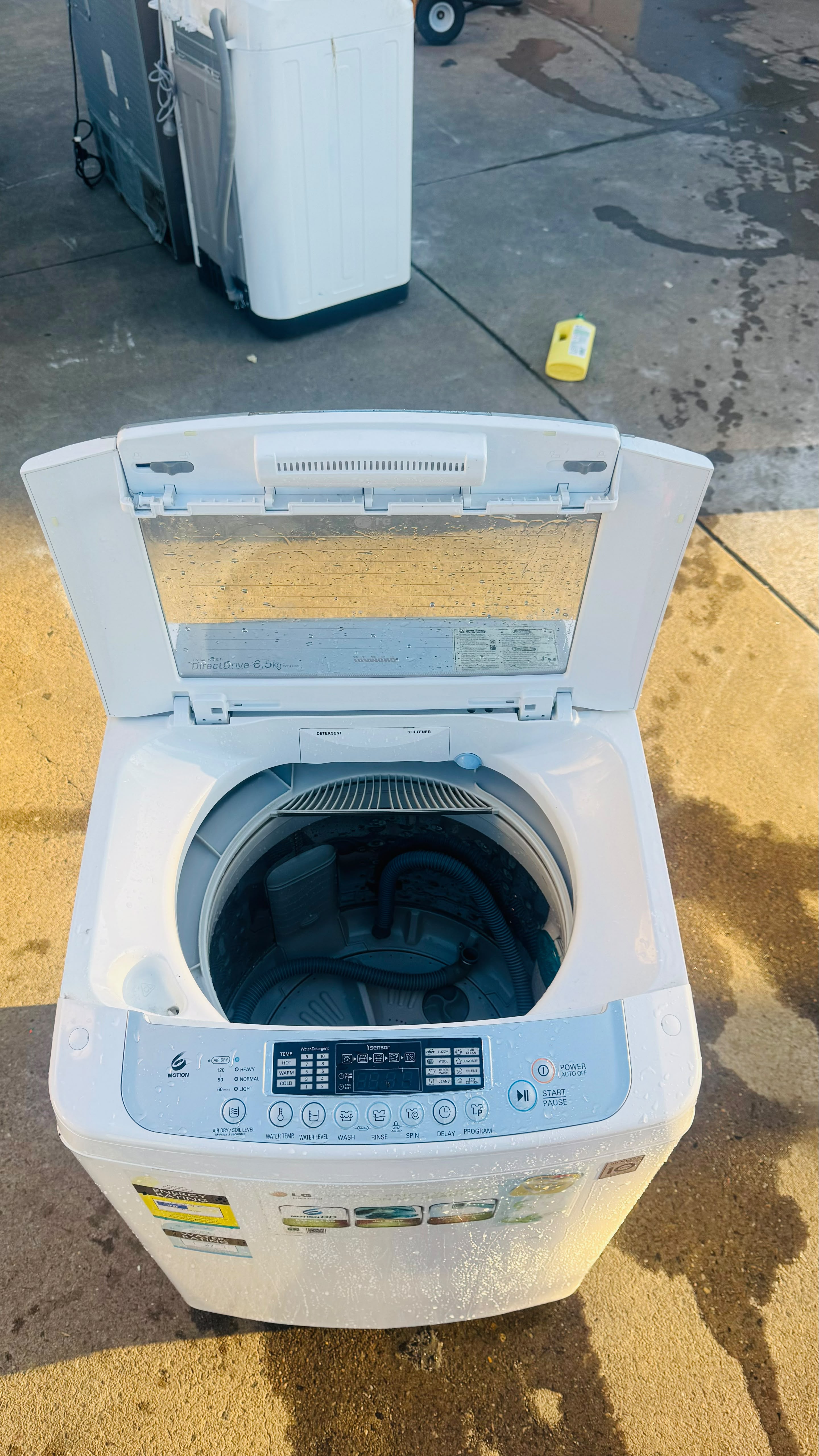LG 6.5KGS TOP LOADER WASHING MACHINE