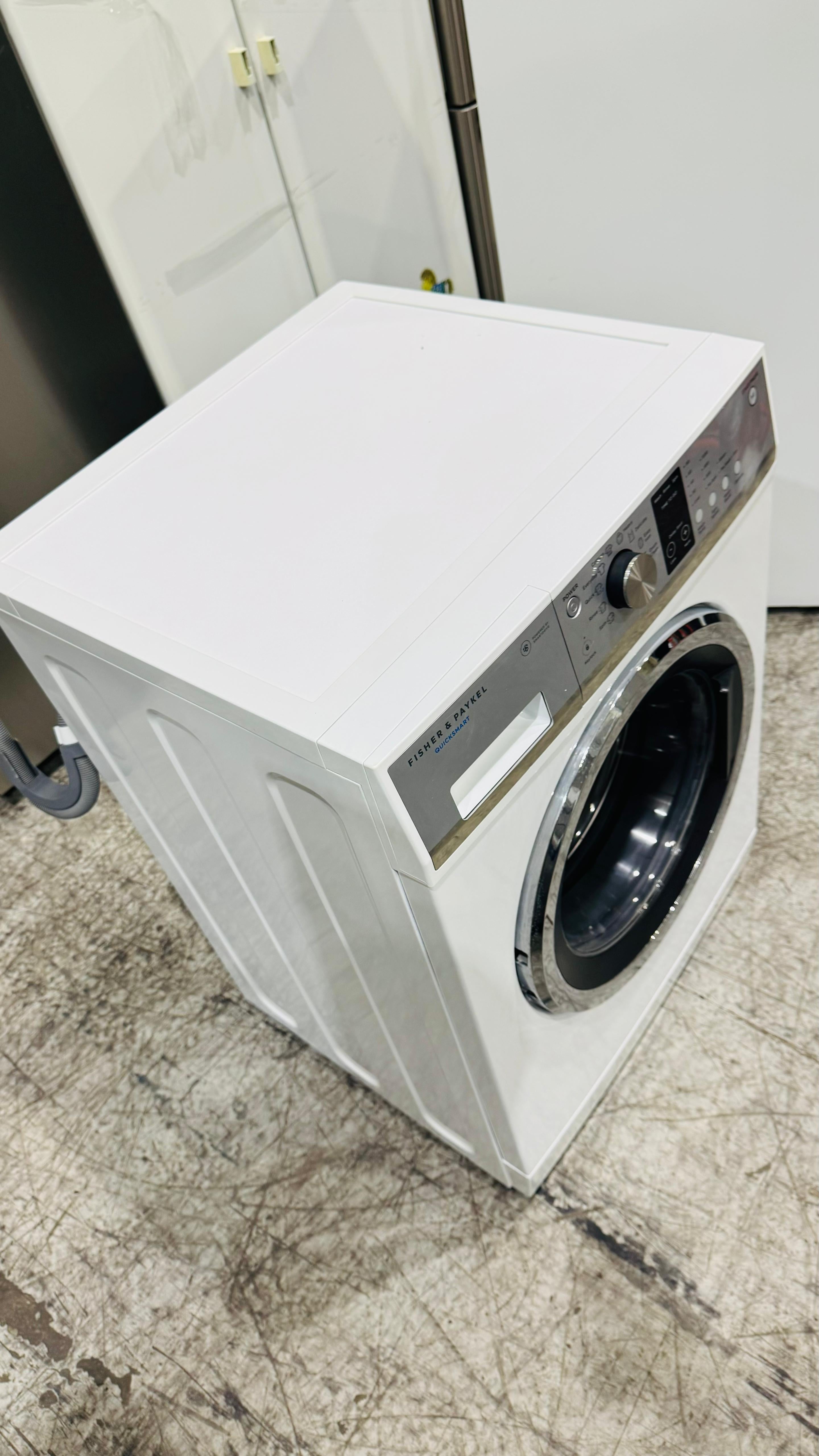 FISHER AND PAYKEL 7.5KGS FRONT LOADER WASHING MACHINE