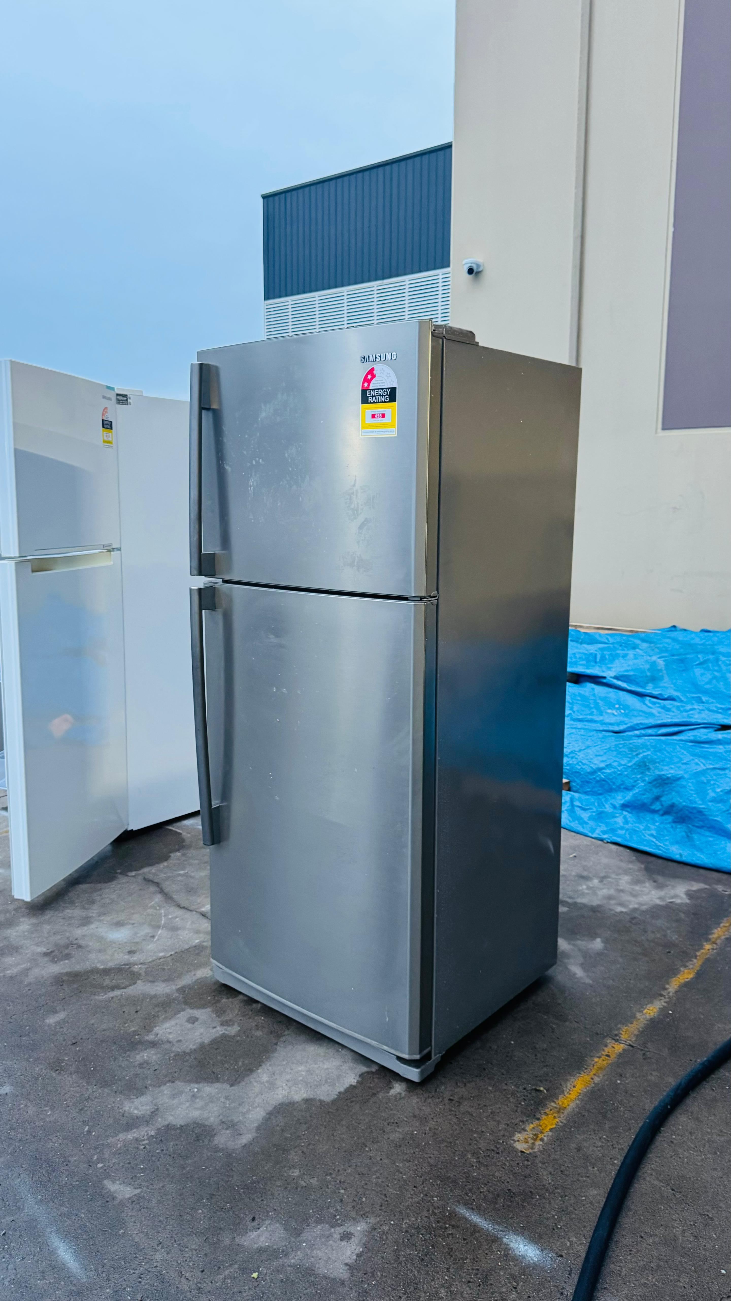 SAMSUNG 434 LITRES FRIDGE FREEZER