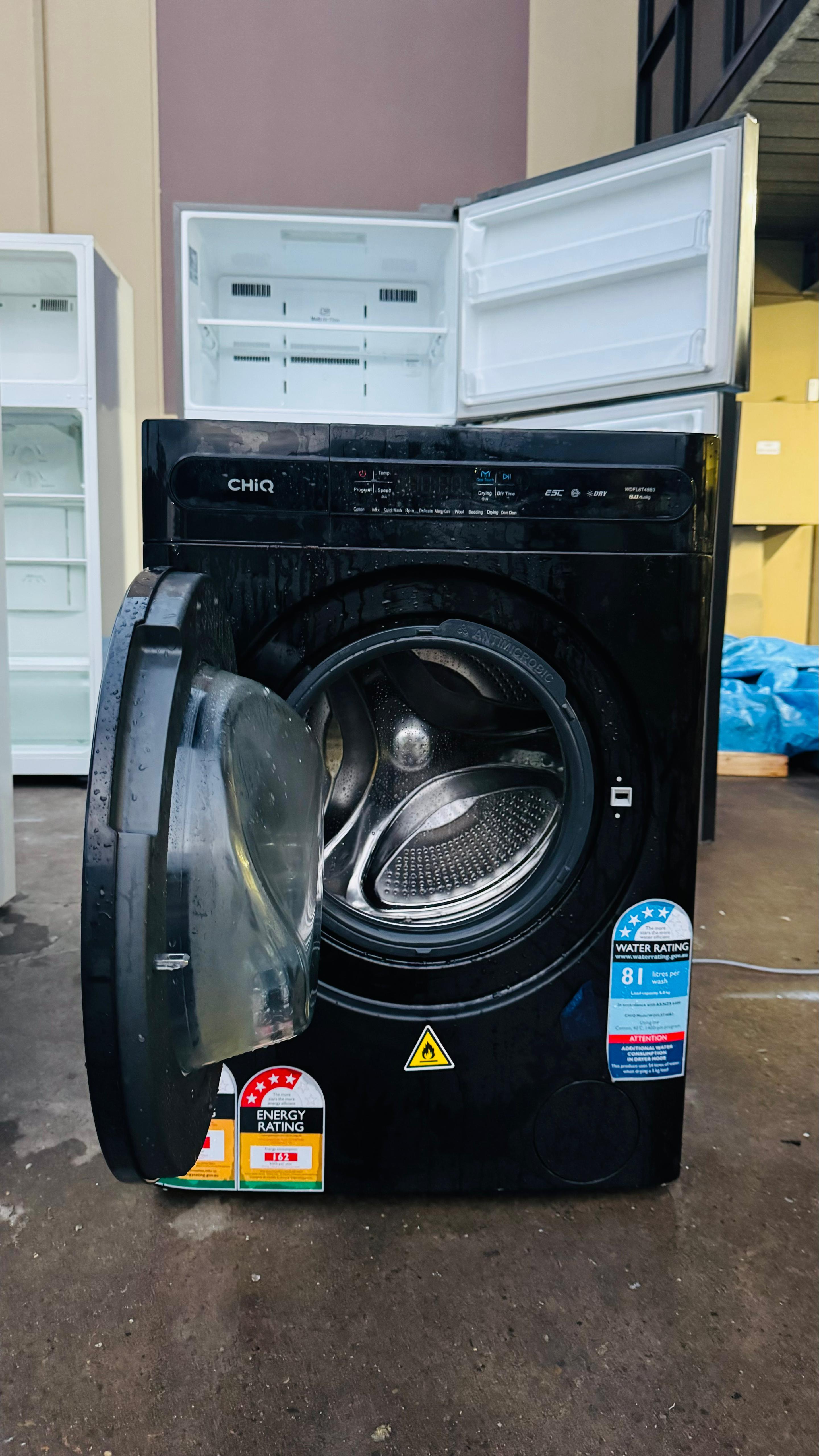 CHIQ 8 KGS FRONT LOADER WASHING MACHINE