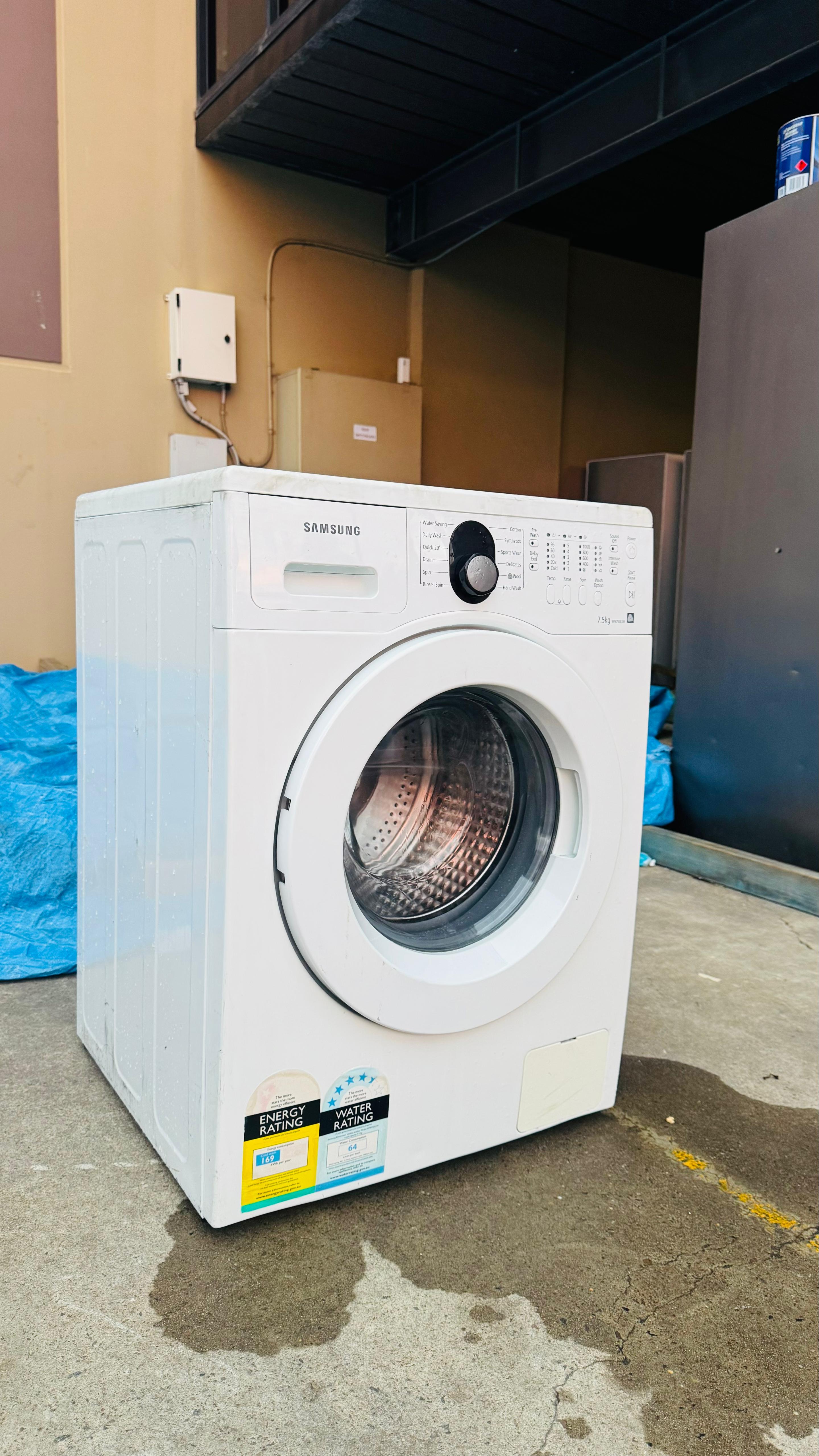 SAMSUNG 7.5KGS FRONT LOADER WASHING MACHINE