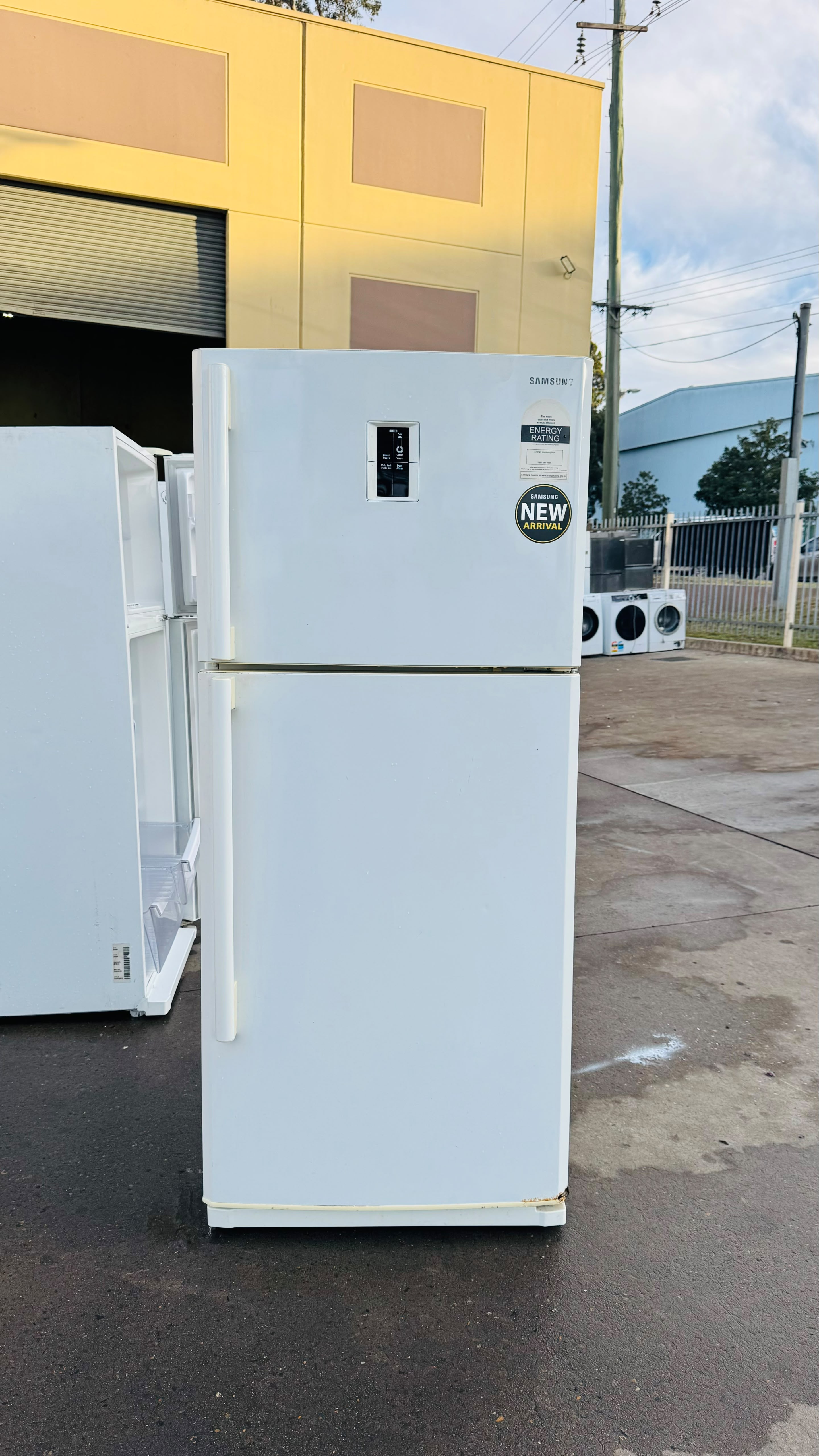 SAMSUNG 431 LITRES FRIDGE FREEZER