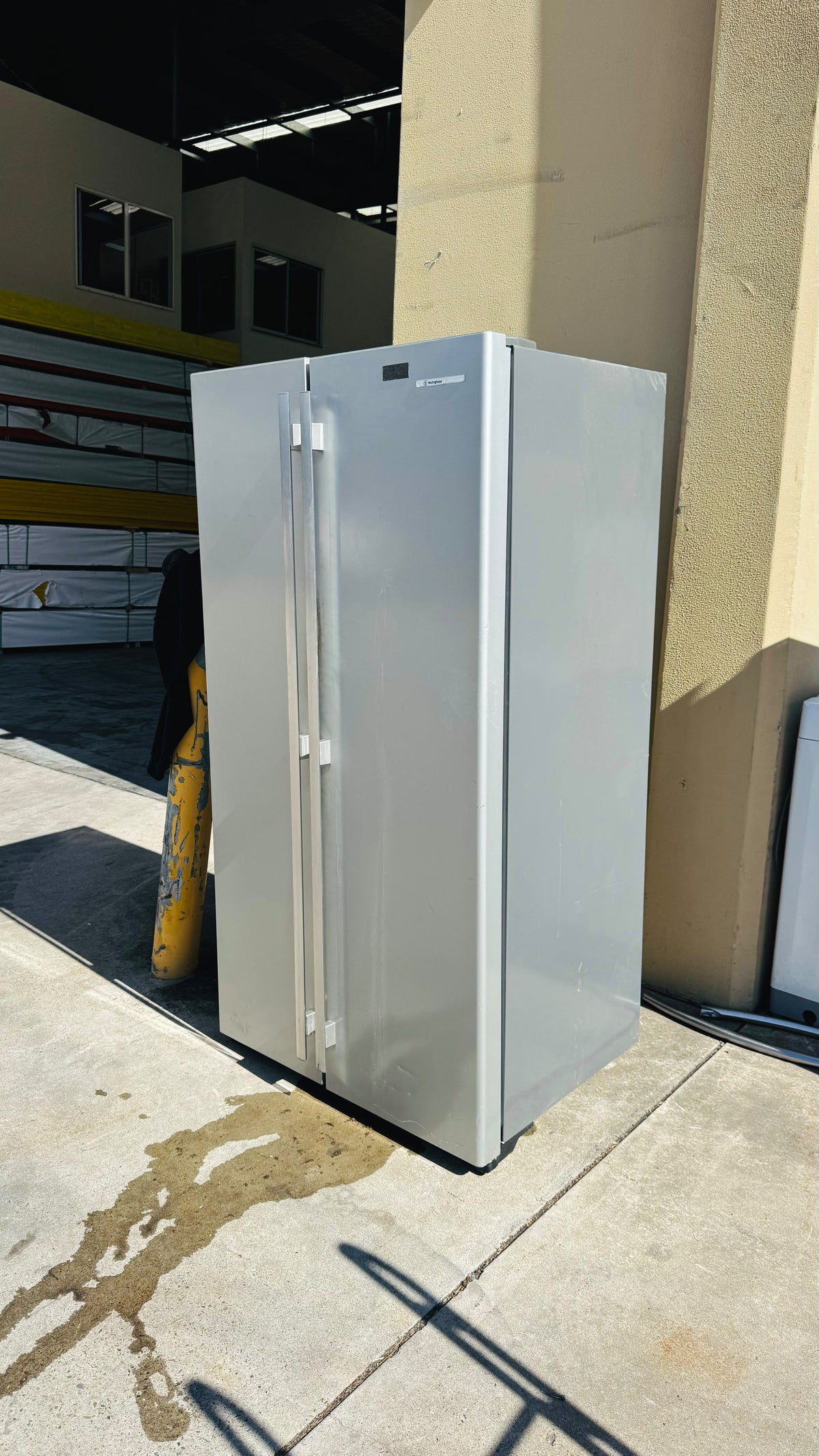 WESTINGHOUSE SIDE BY SIDE 606 LITRES FRIDGE FREEZER