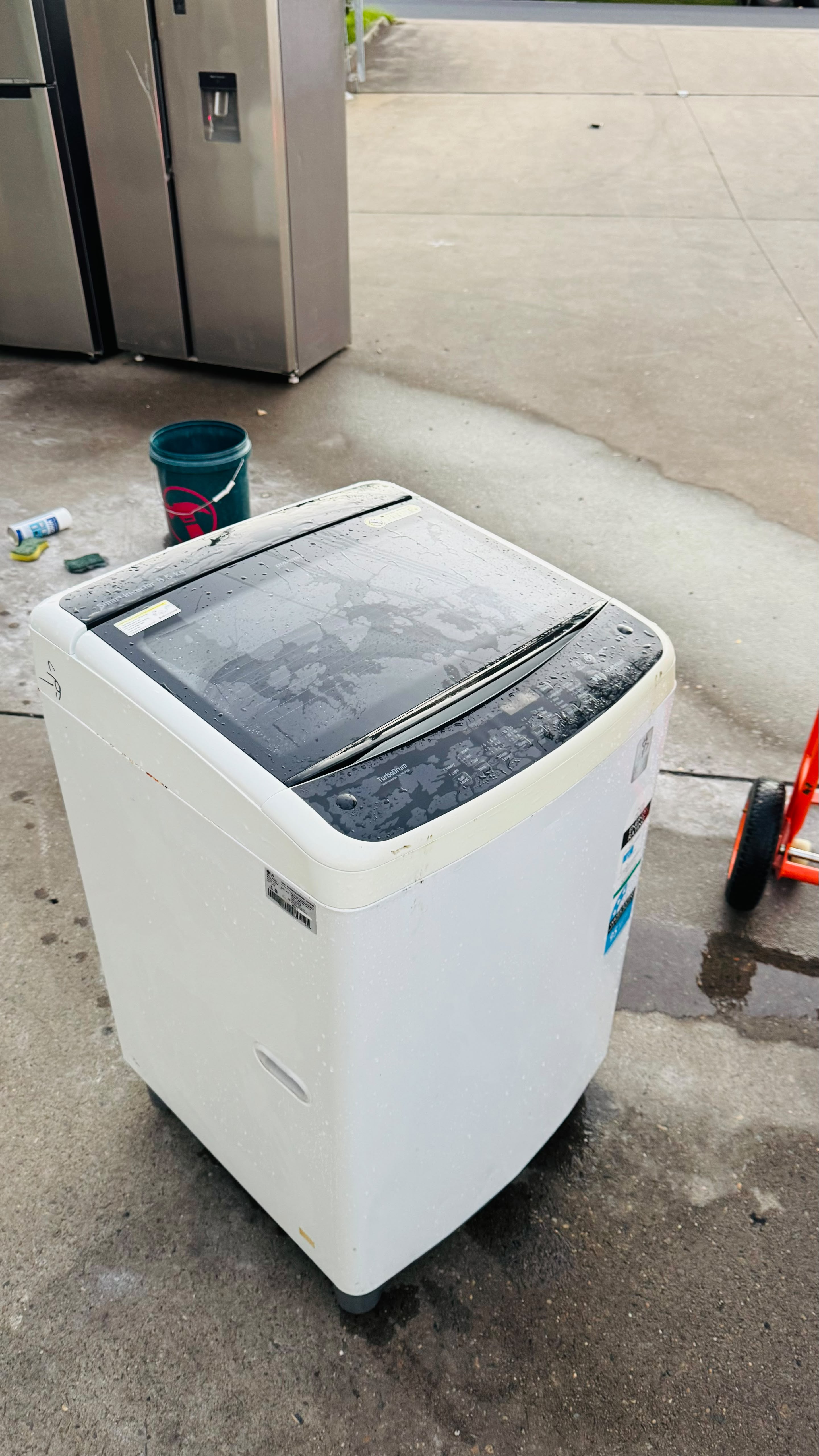 LG 6.5KGS TOP LOADER WASHING MACHINE