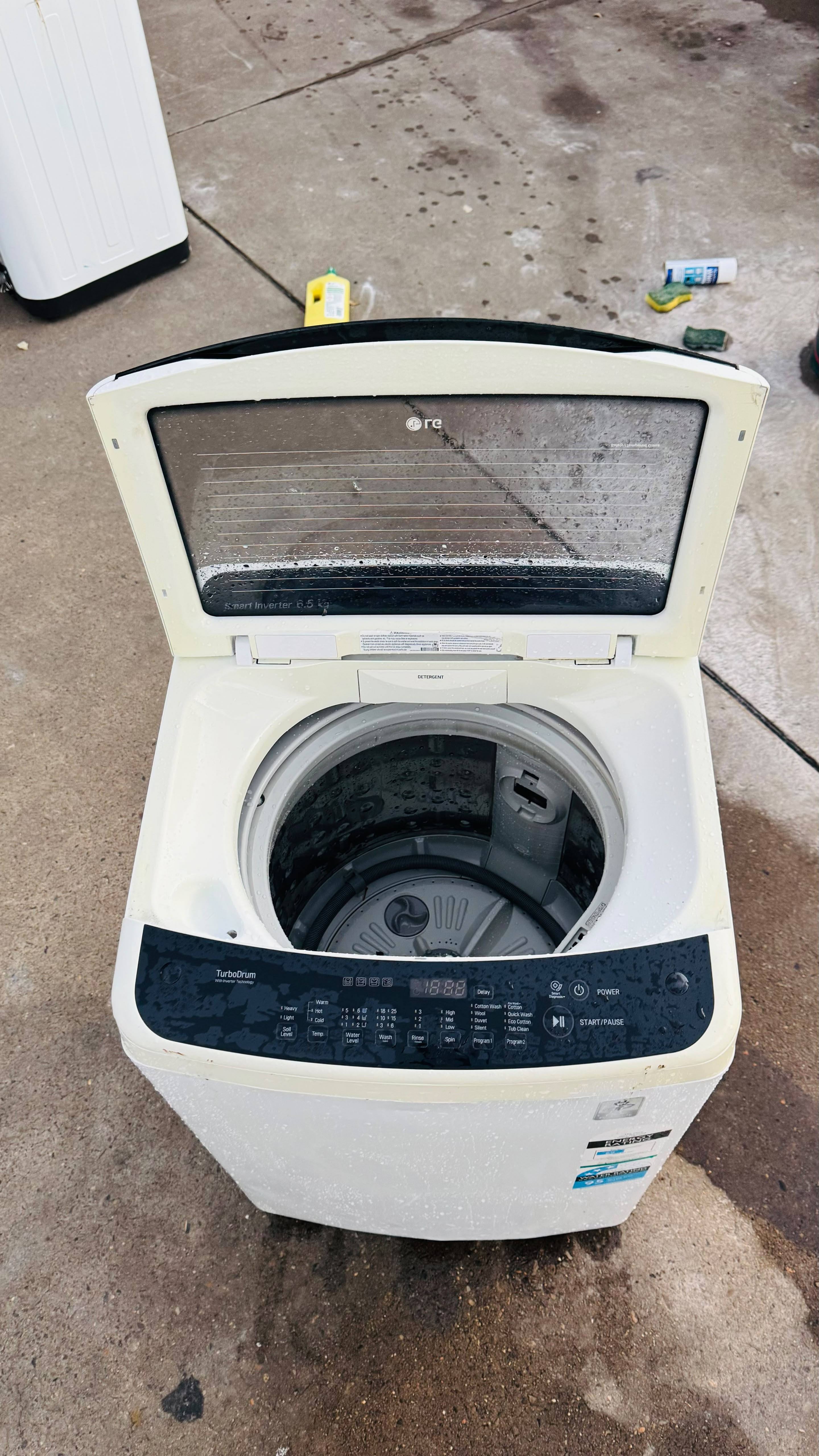 LG 6.5KGS TOP LOADER WASHING MACHINE