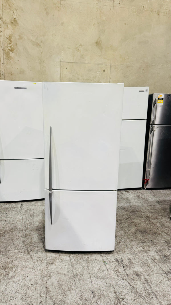 FISHER AND PAYKEL 404 LITRES FRIDGE FREEZER