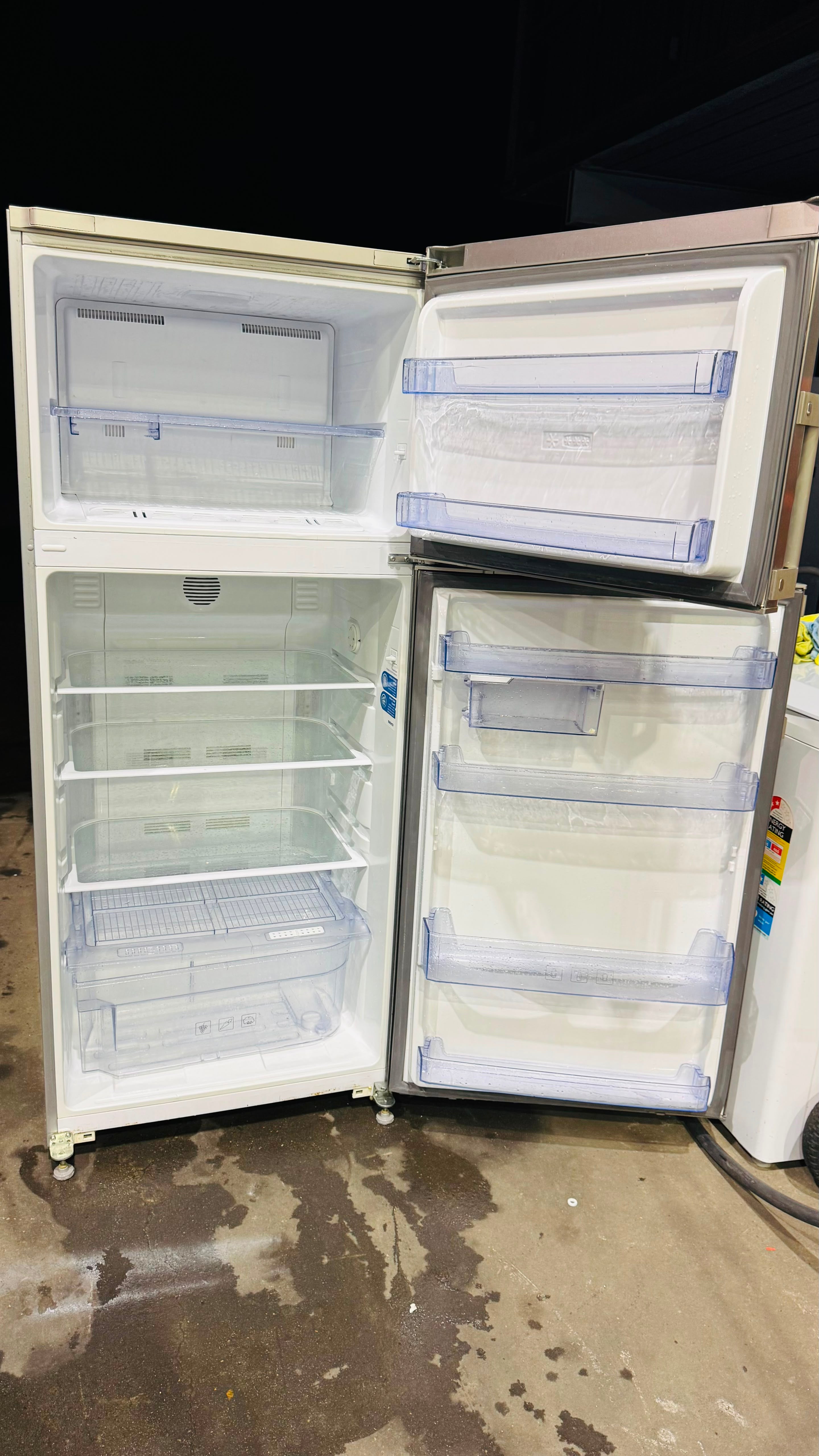 BEKO 415 LITRES FRIDGE FREEZER