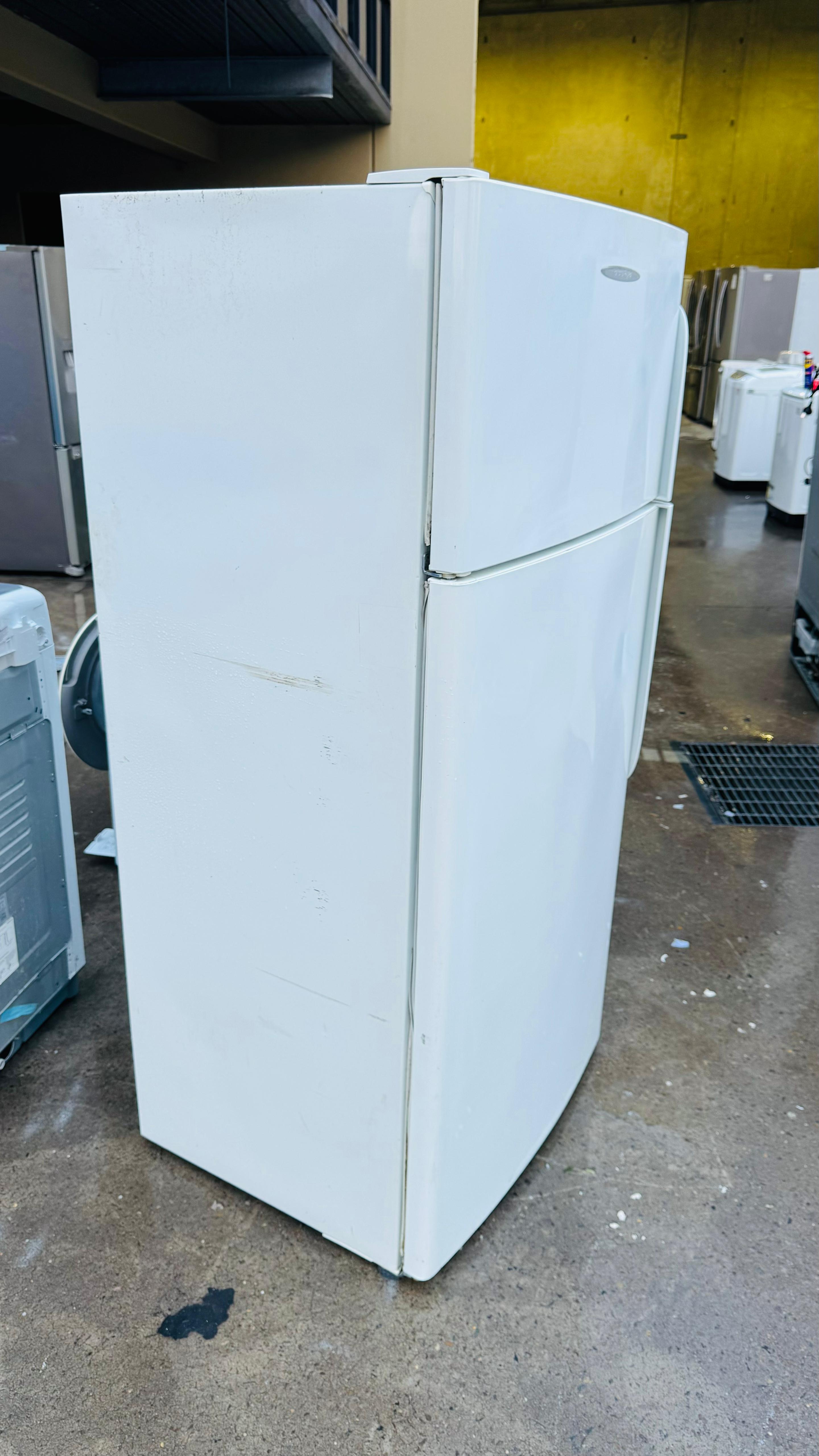 FISHER AND PAYKEL 519 LITRES FRIDGE FREEZER