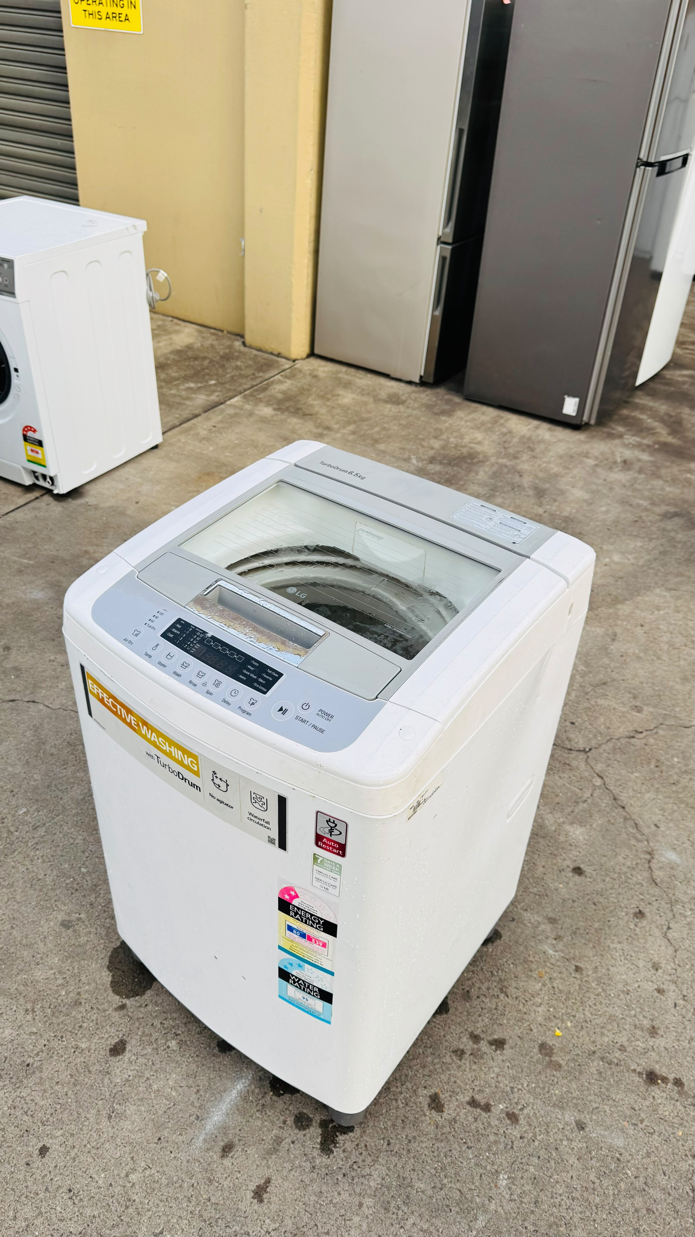 LG 6.5KGS TOP LOADER WASHING MACHINE