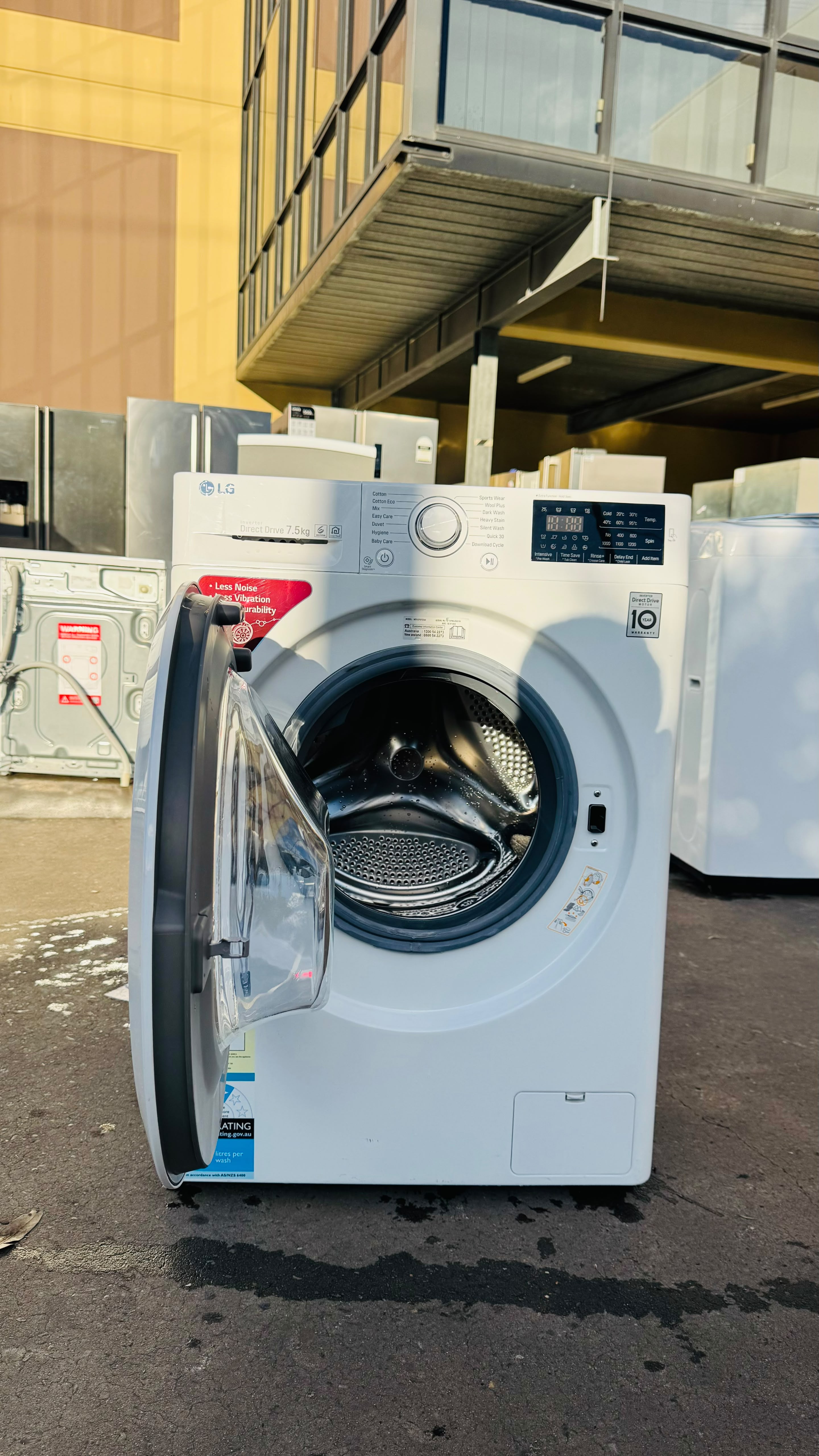 LG 7.5KGS FRONT LOADER WASHING MACHINE