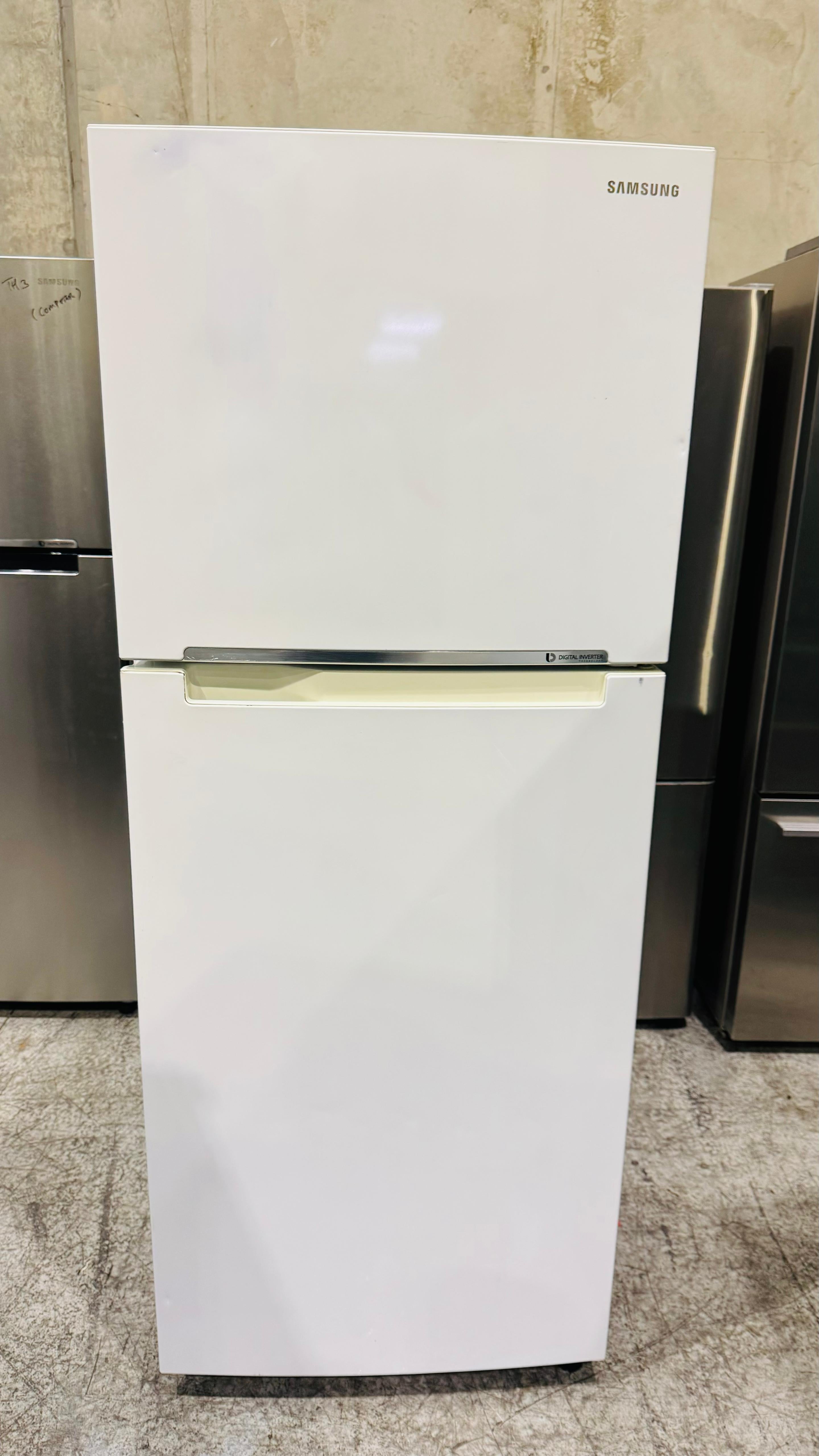 SAMSUNG 400 LITRES FRIDGE FREEZER