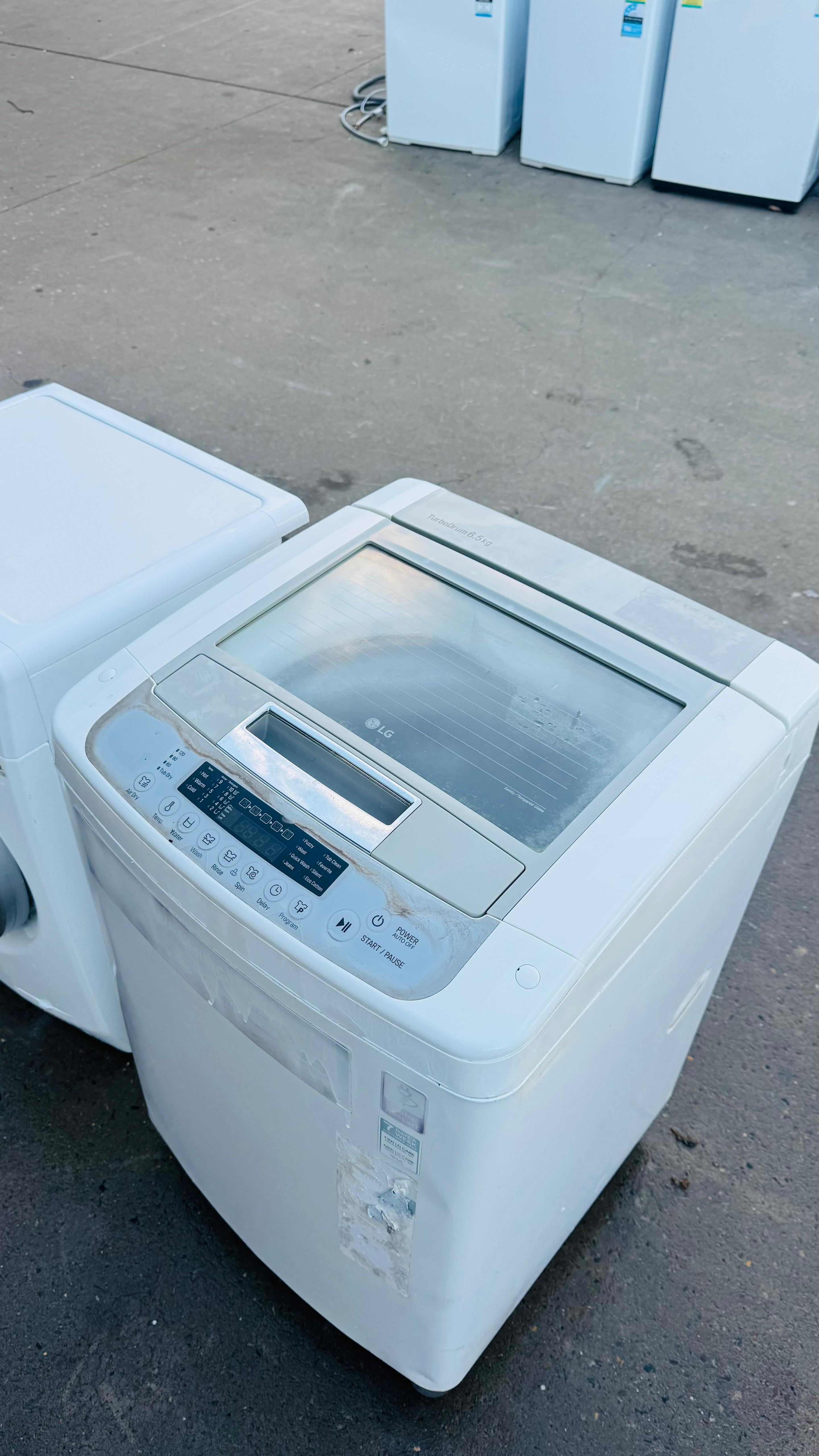 LG 6.5 KGS TOP LOADER WASHING MACHINE