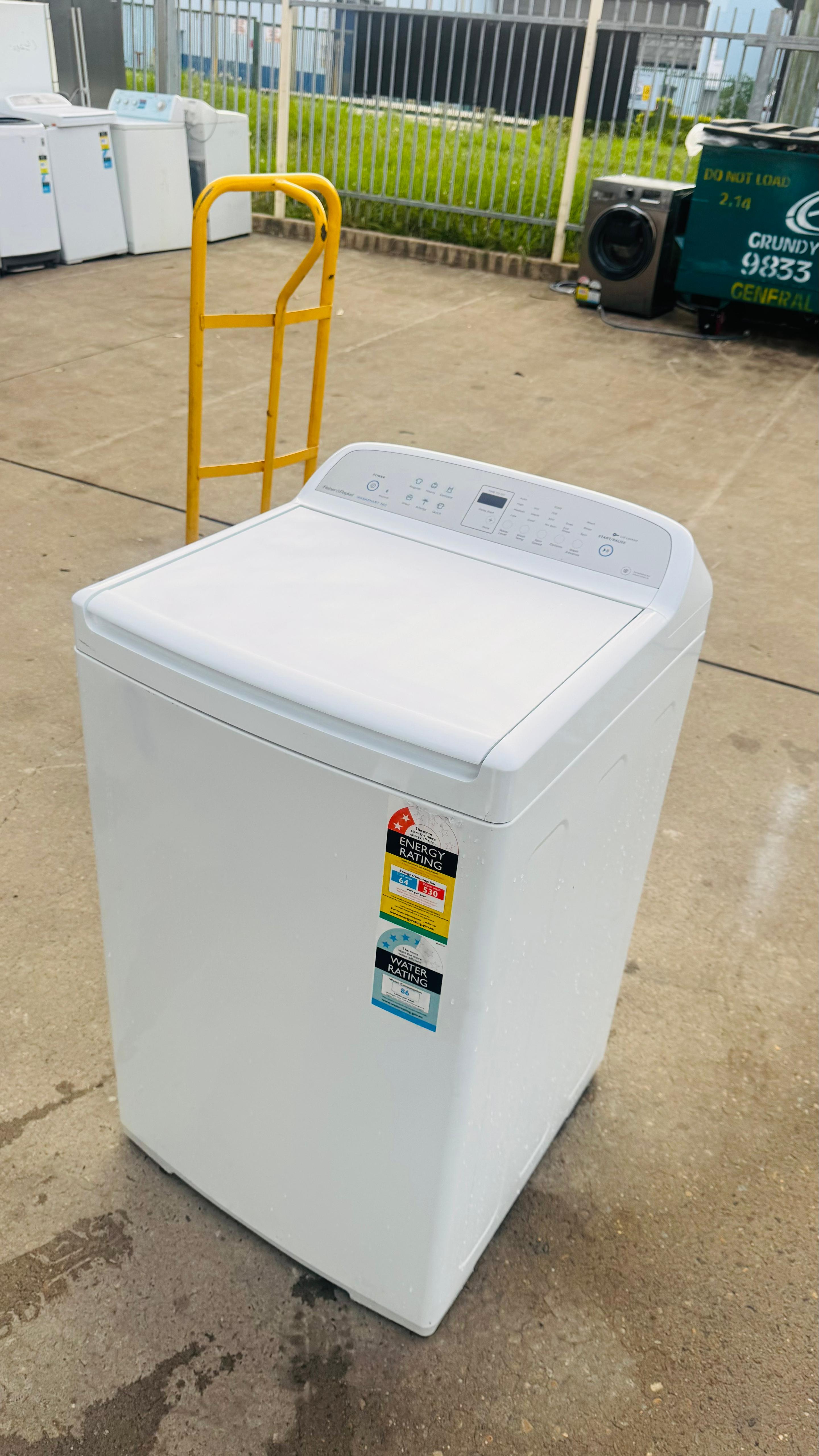 FISHER AND PAYKEL 7KGS TOP LOADER WASHING MACHINE