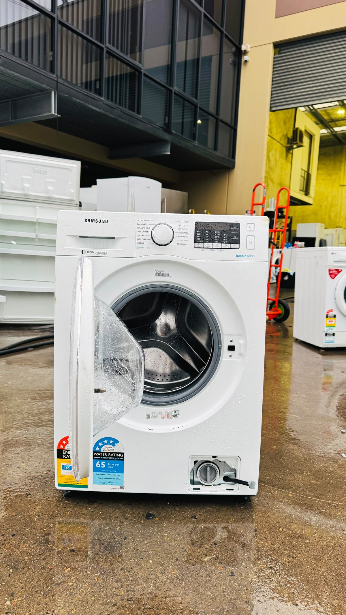 SAMSUNG 7.5KGS FRONT LOADER WASHING MACHINE
