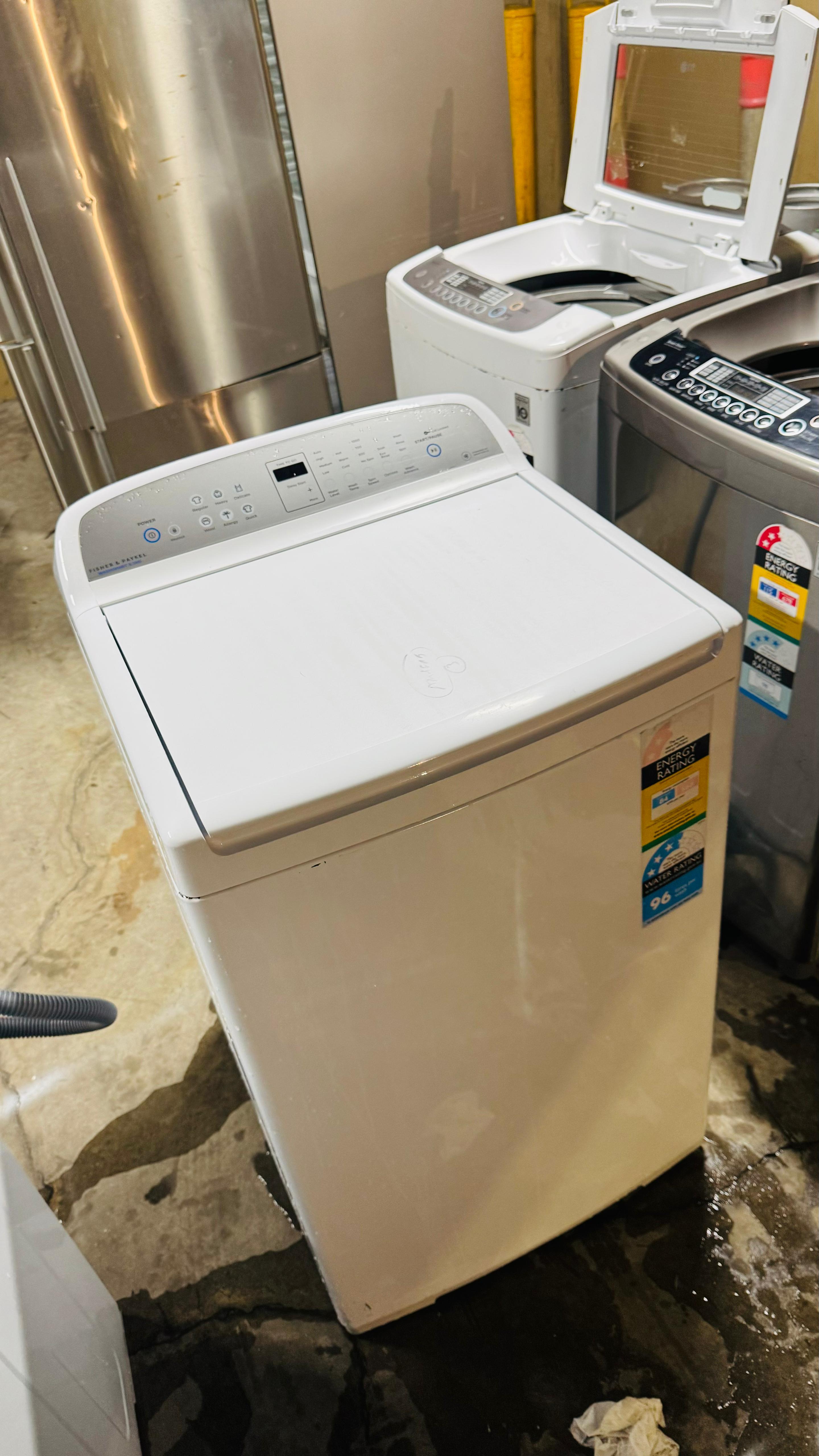 FISHER AND PAYKEL 8.5KGS TOP LOADER WASHING MACHINE