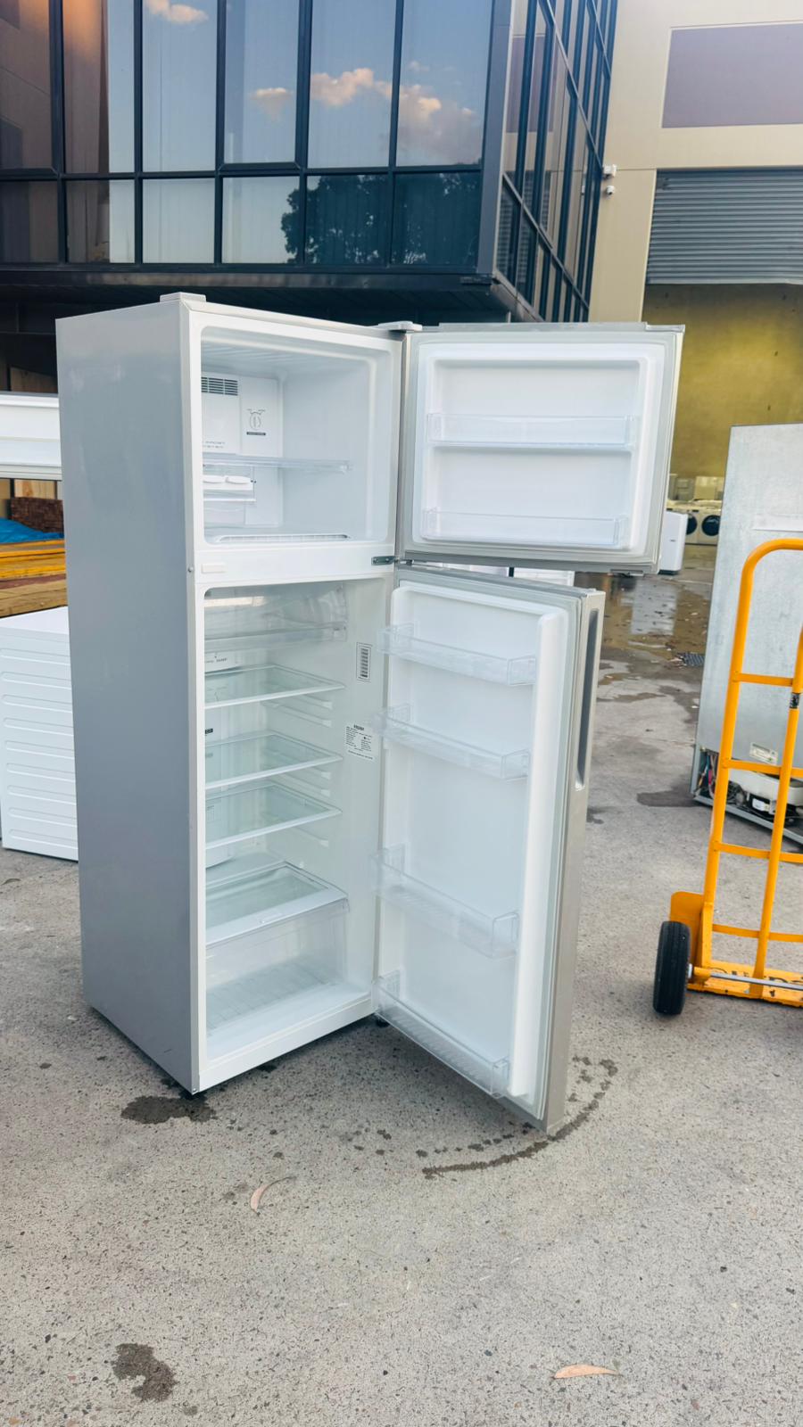 HAIER 335 LITRES FRIDGE FREEZER