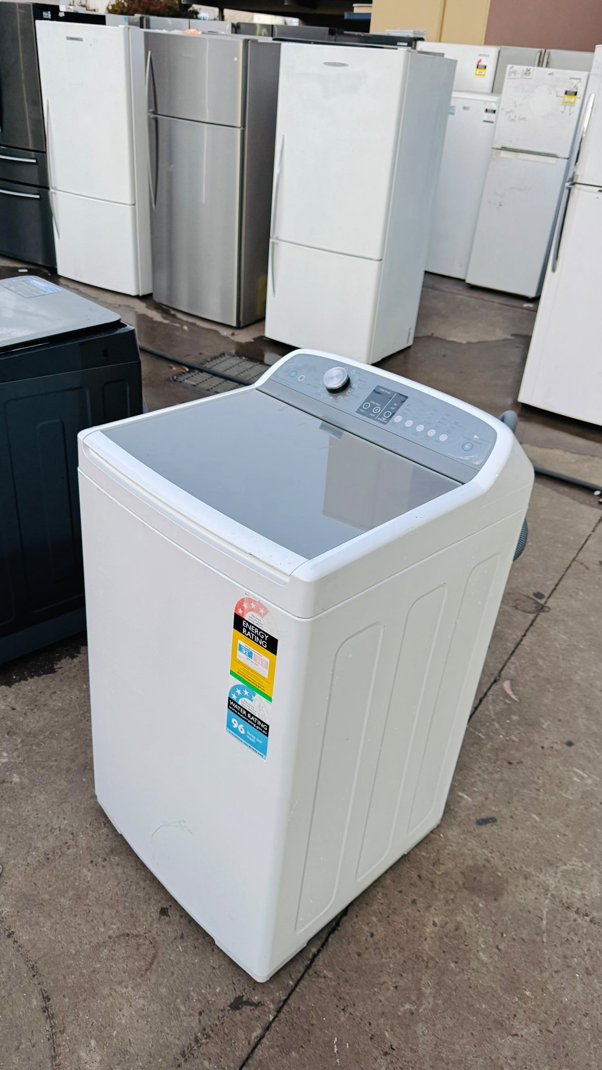 FISHER AND PAYKEL 8.5KGS TOP LOADER WASHING MACHINE