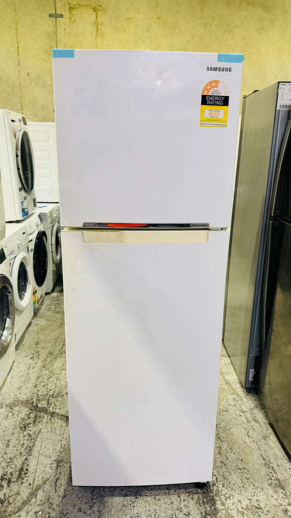 SAMSUNG 341 LITRES FRIDGE FREEZER