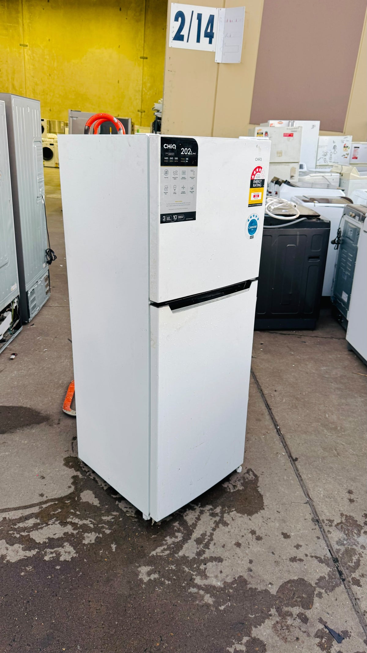 CHIQ 202 LITRES FRIDGE FREEZER