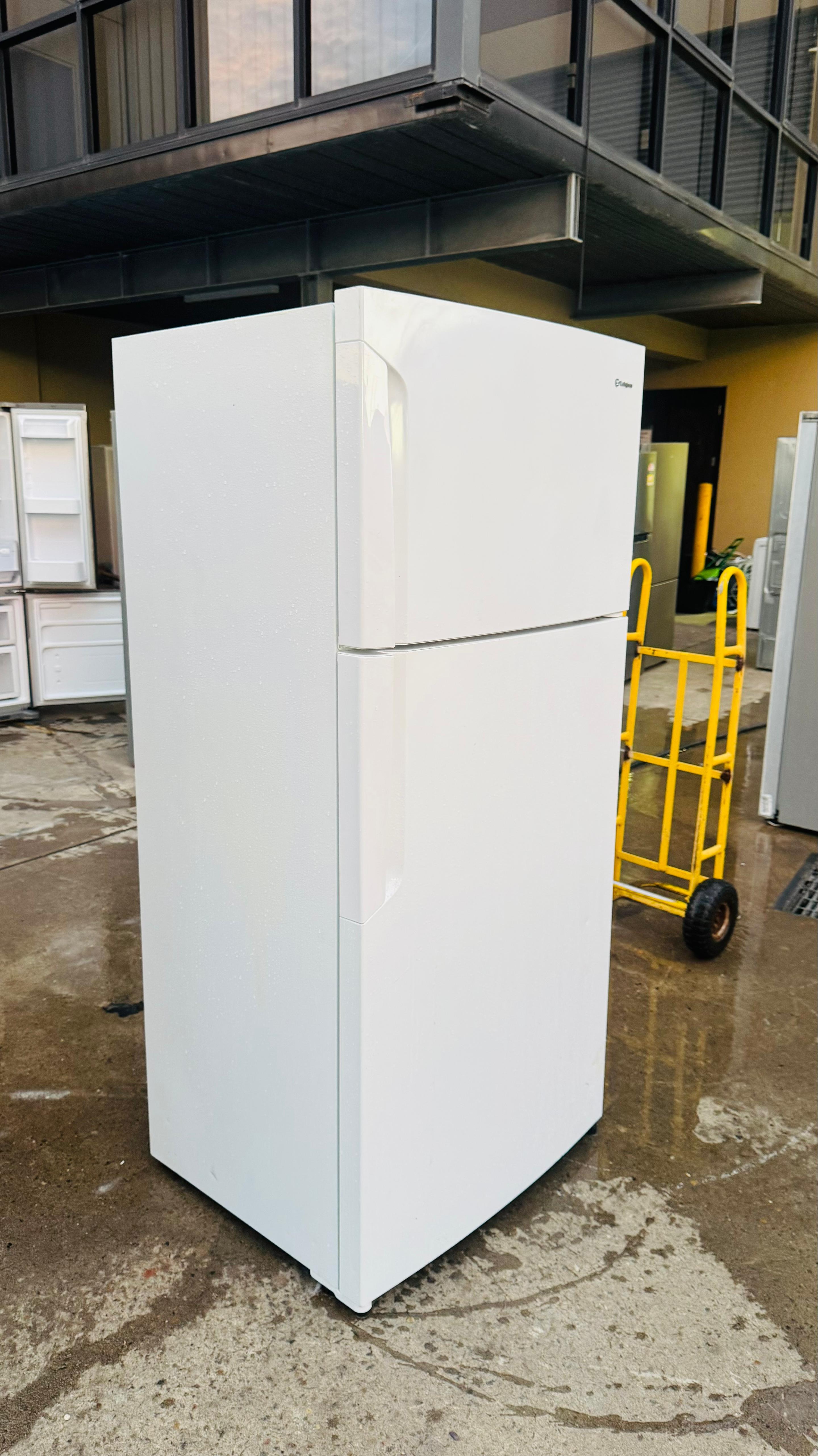 WESTINGHOUSE 538 LITRES FRIDGE FREEZER