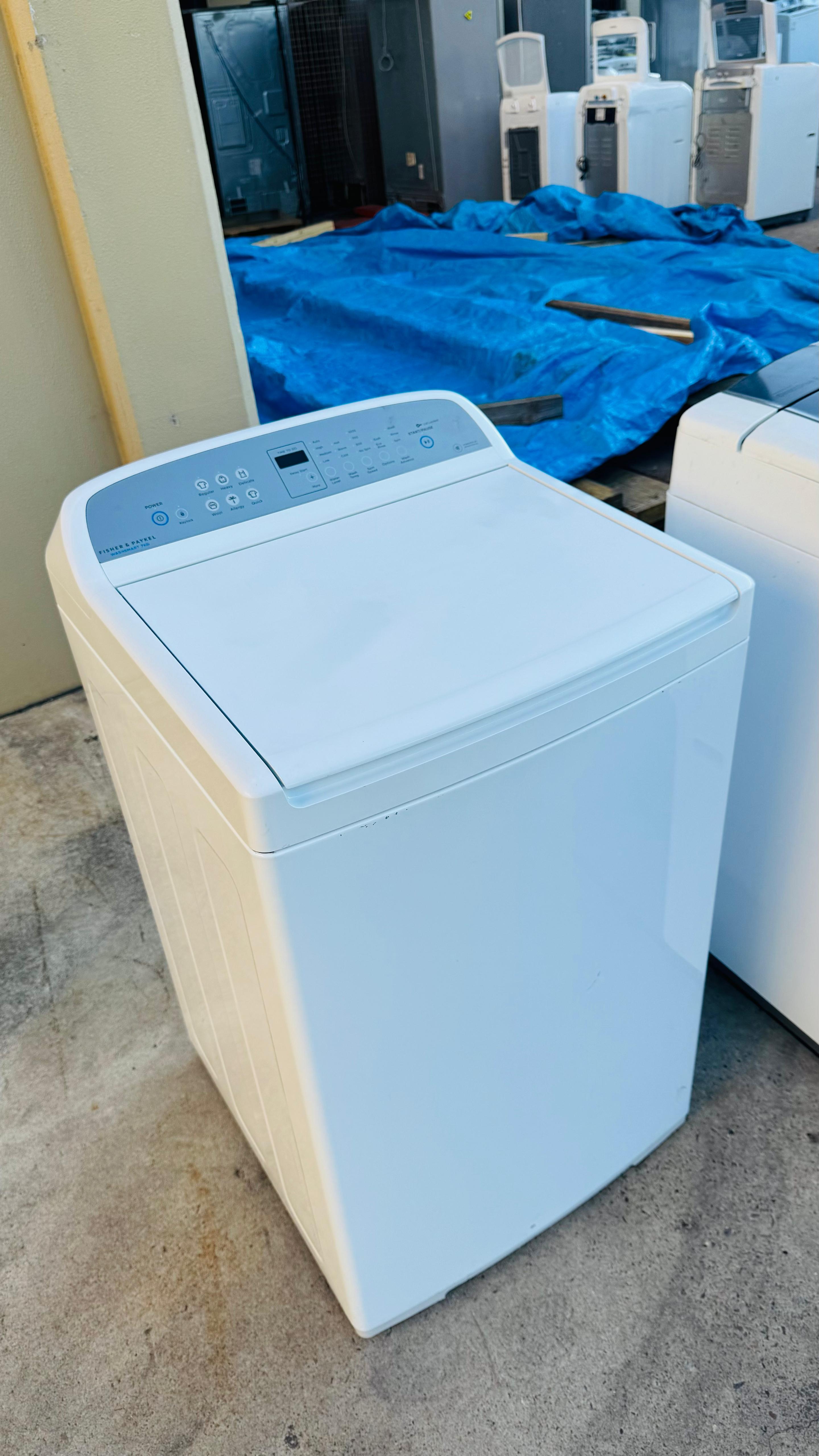 FISHER AND PAYKEL 7KGS TOP LOADER WASHING MACHINE