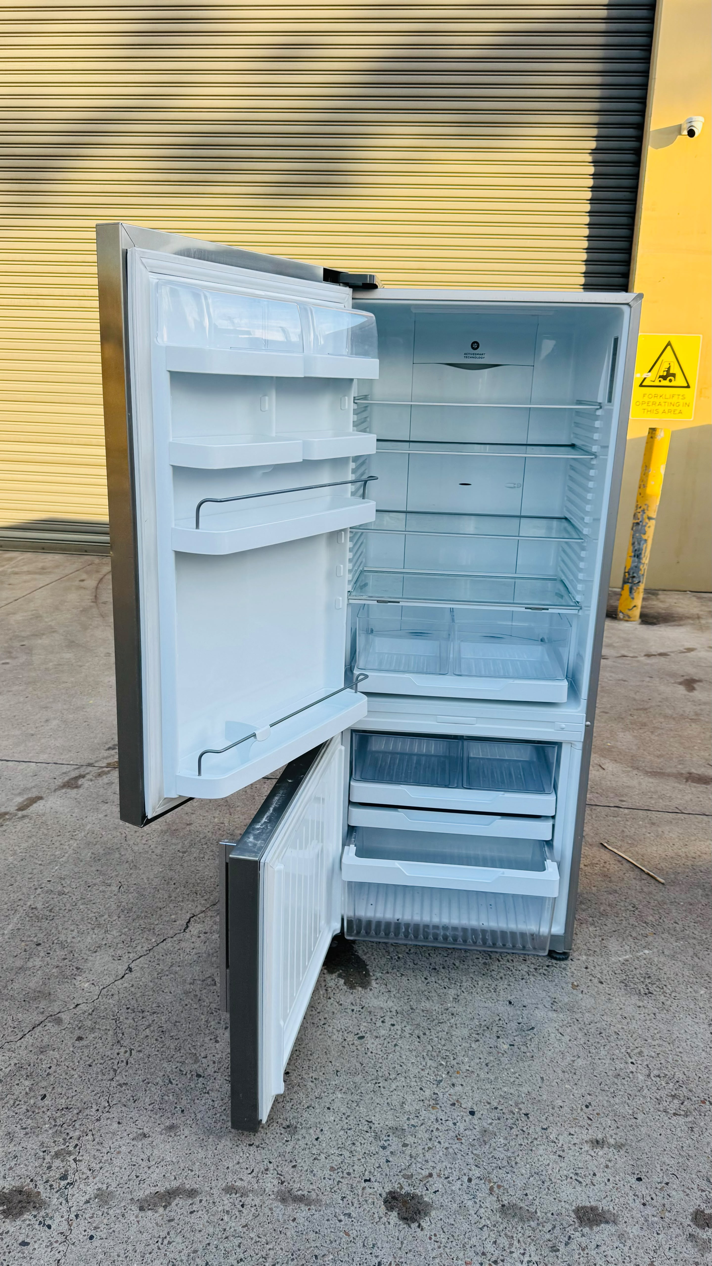FISHER AND PAYKEL 442 LITRES FRIDGE FREEZER
