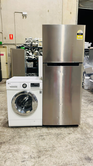 SAMSUNG 343 LITRES FRIDGE FREEZER & LG 7.5KGS FRONT LOADER COMBO