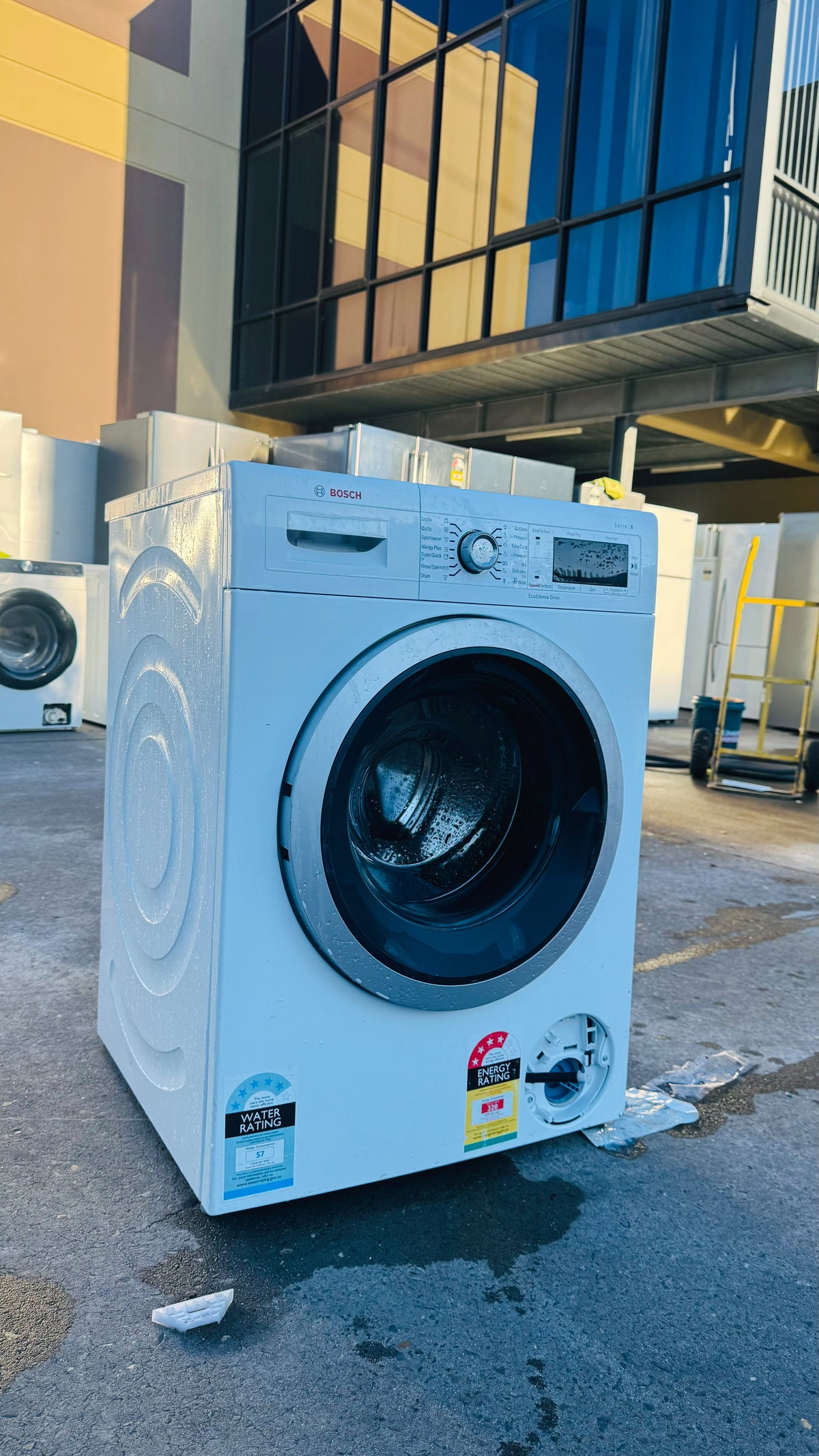 BOSCH 8KGS FRONT LOADER WASHING MACHINE