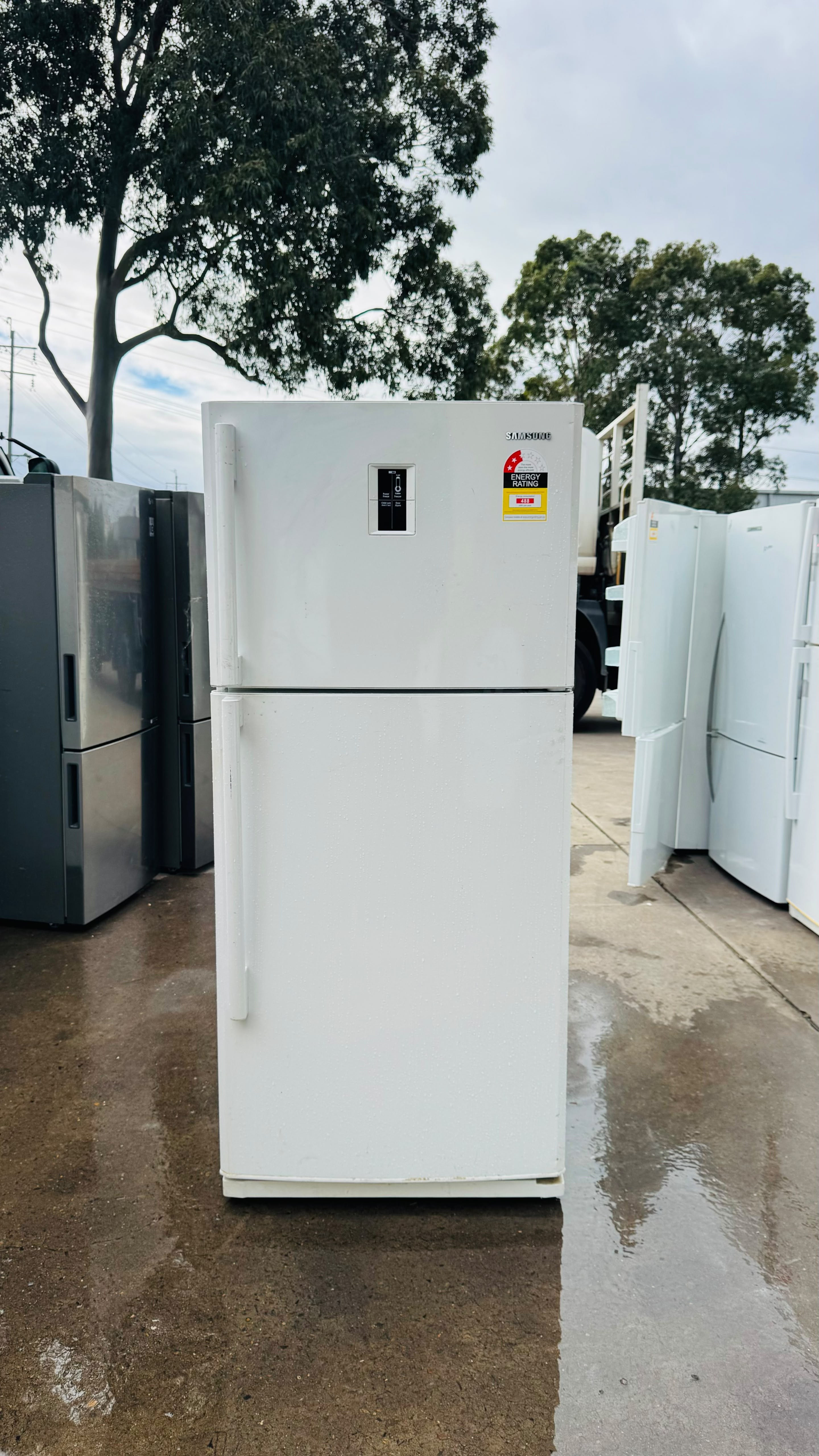 SAMSUNG 512 LITRES FRIDGE FREEZER