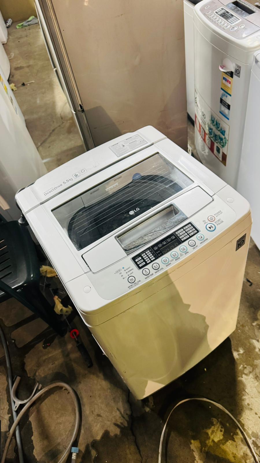 LG 5.5 KGS TOP LOADER WASHING MACHINE