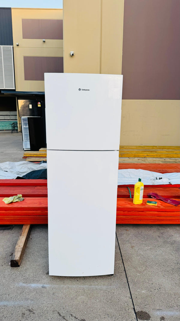 WESTINGHOUSE 254 LITRES FRIDGE FREEZER