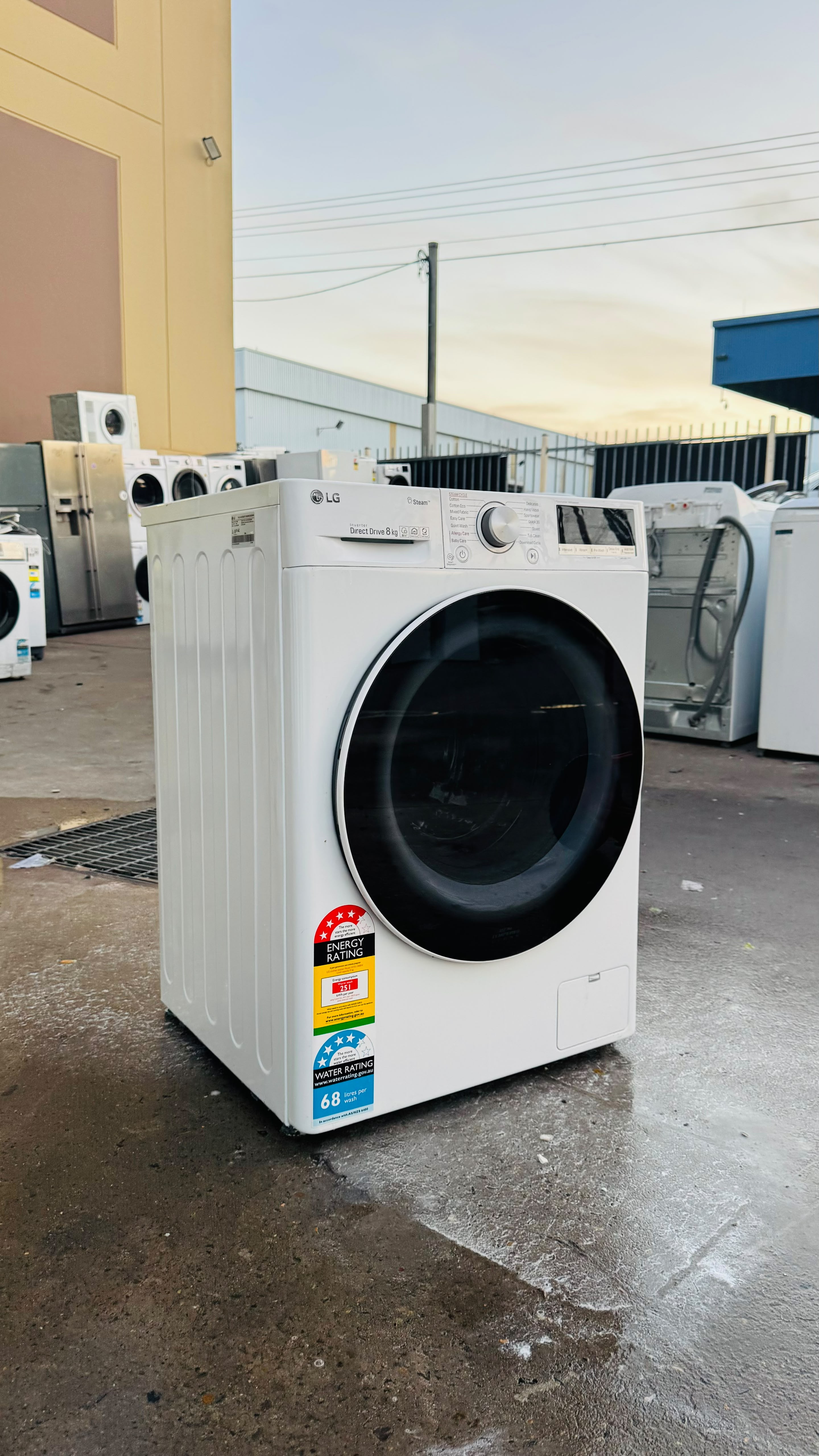 LG 8KGS FRONT LOADER WASHING MACHINE