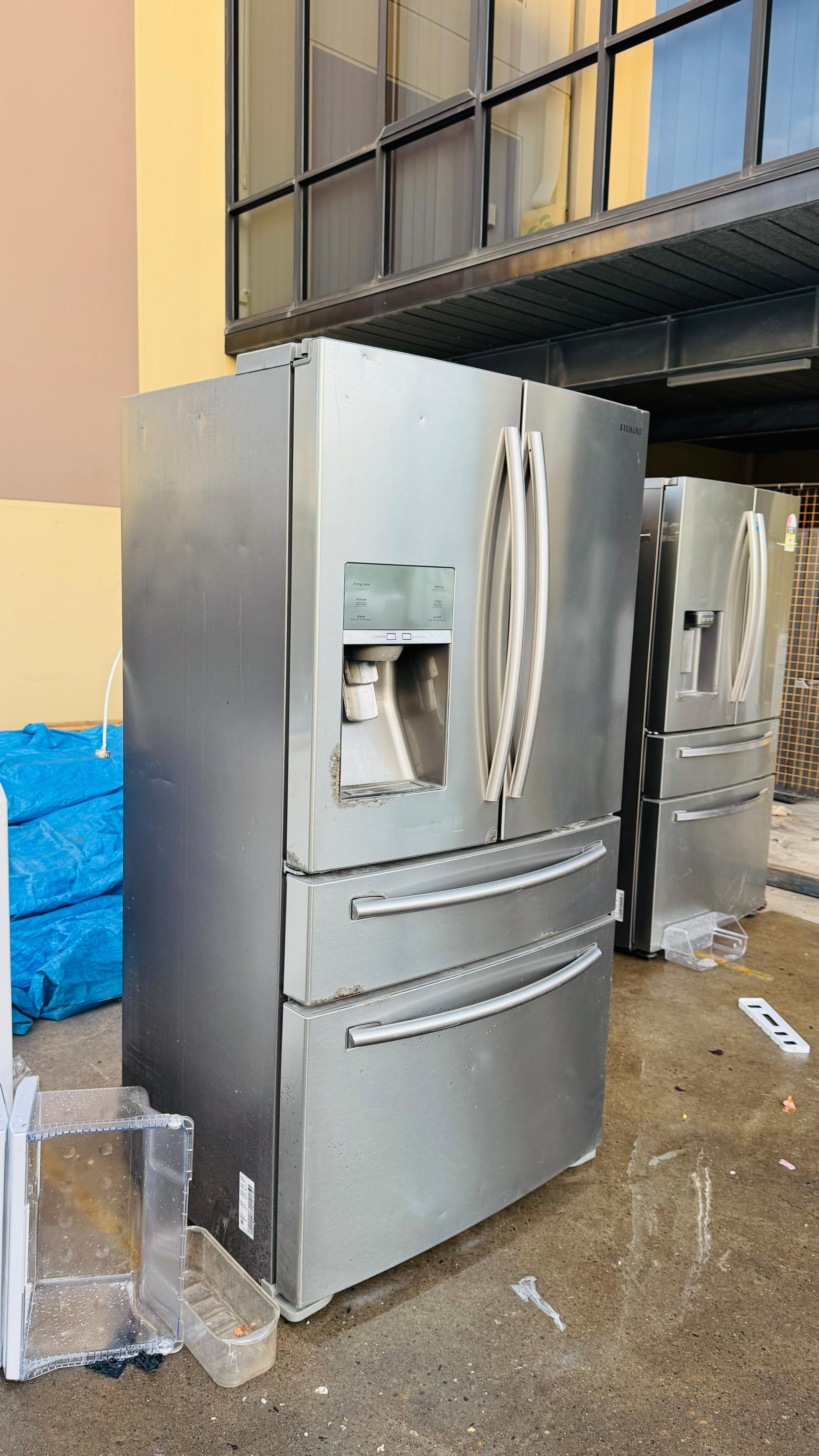 SAMSUNG 680 LITRES FRENCH DOOR FRIDGE FREEZER