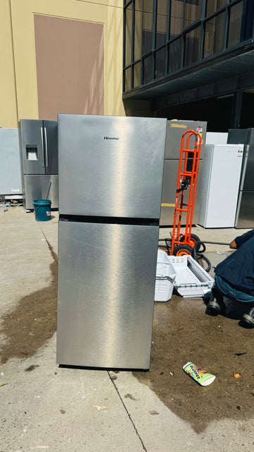 HISENSE 205 LITRES FRIDGE FREEZER
