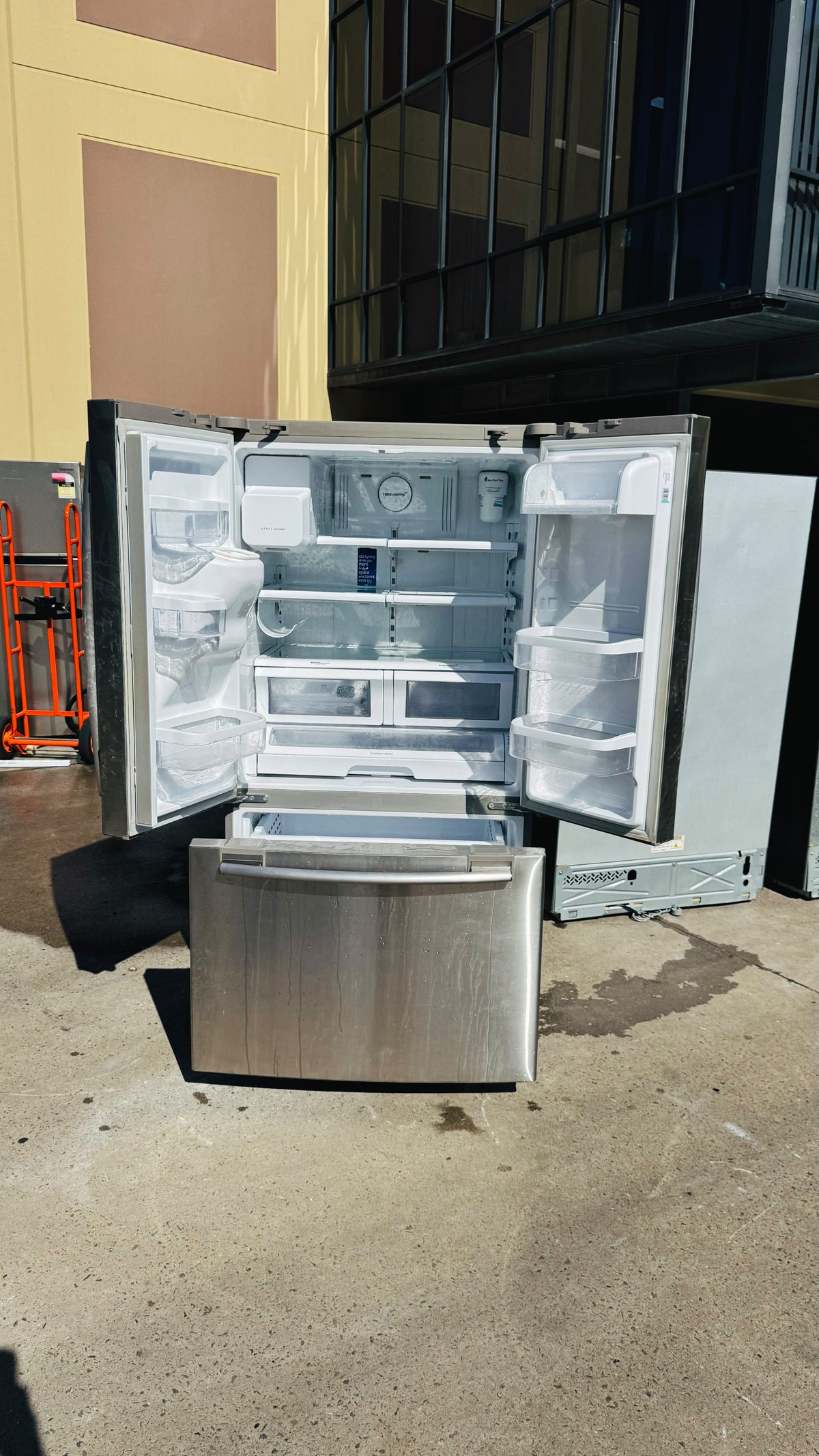 SAMSUNG FRENCH DOOR 752 LITRES FRIDGE FREEZER
