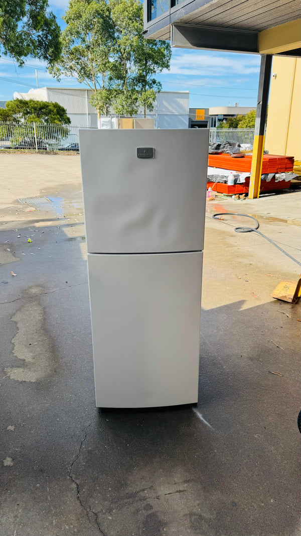 KELVINATOR 231 LITRES FRIDGE FREEZER
