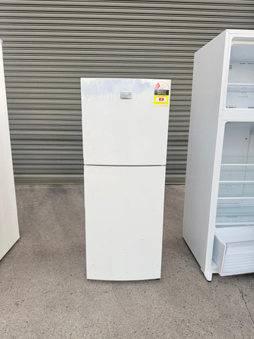 KELVINATOR 230 LITRES FRIDGE FREEZER