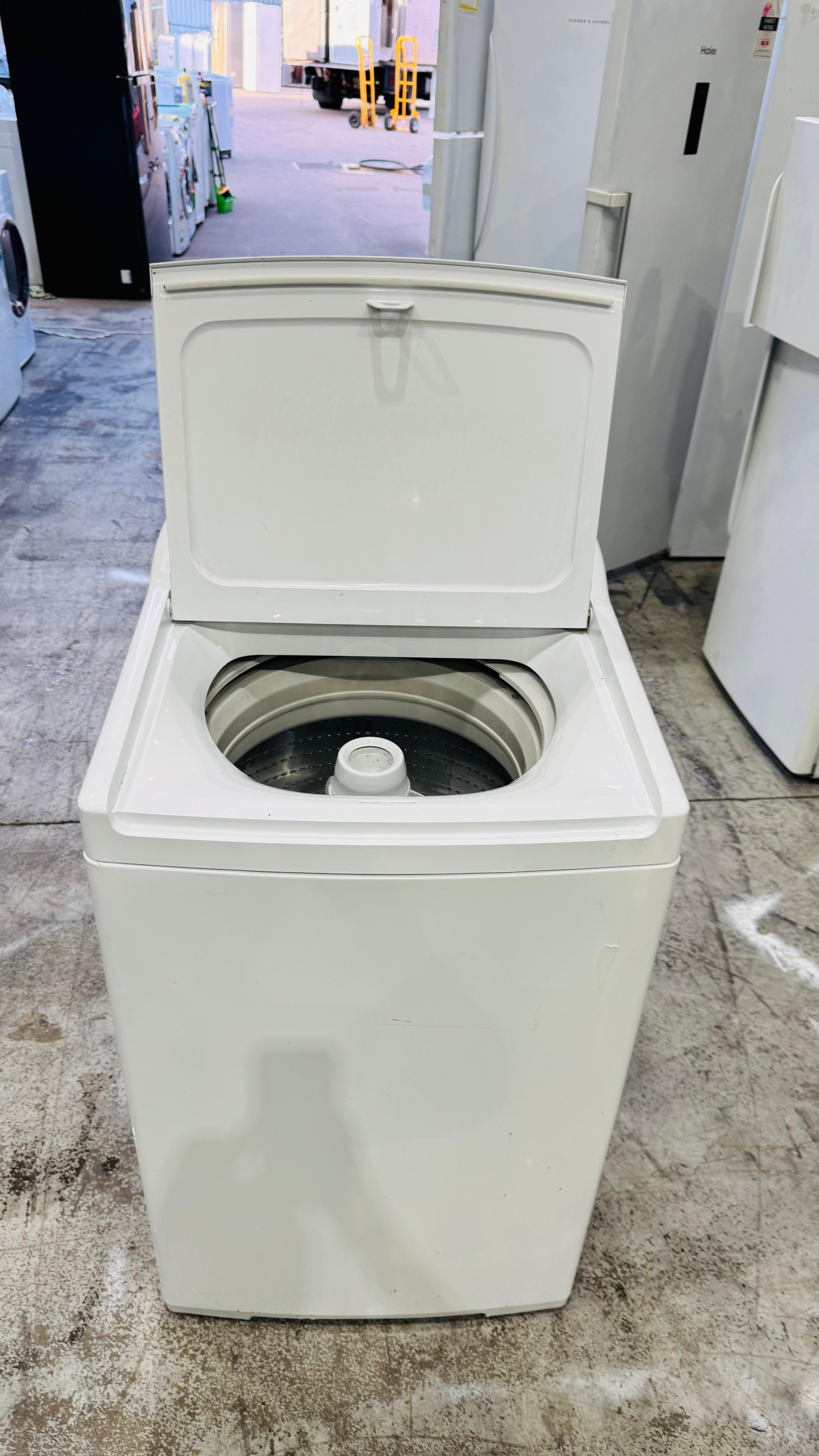 FISHER AND PAYKEL 8.5KGS TOP LOADER WASHING MACHINE