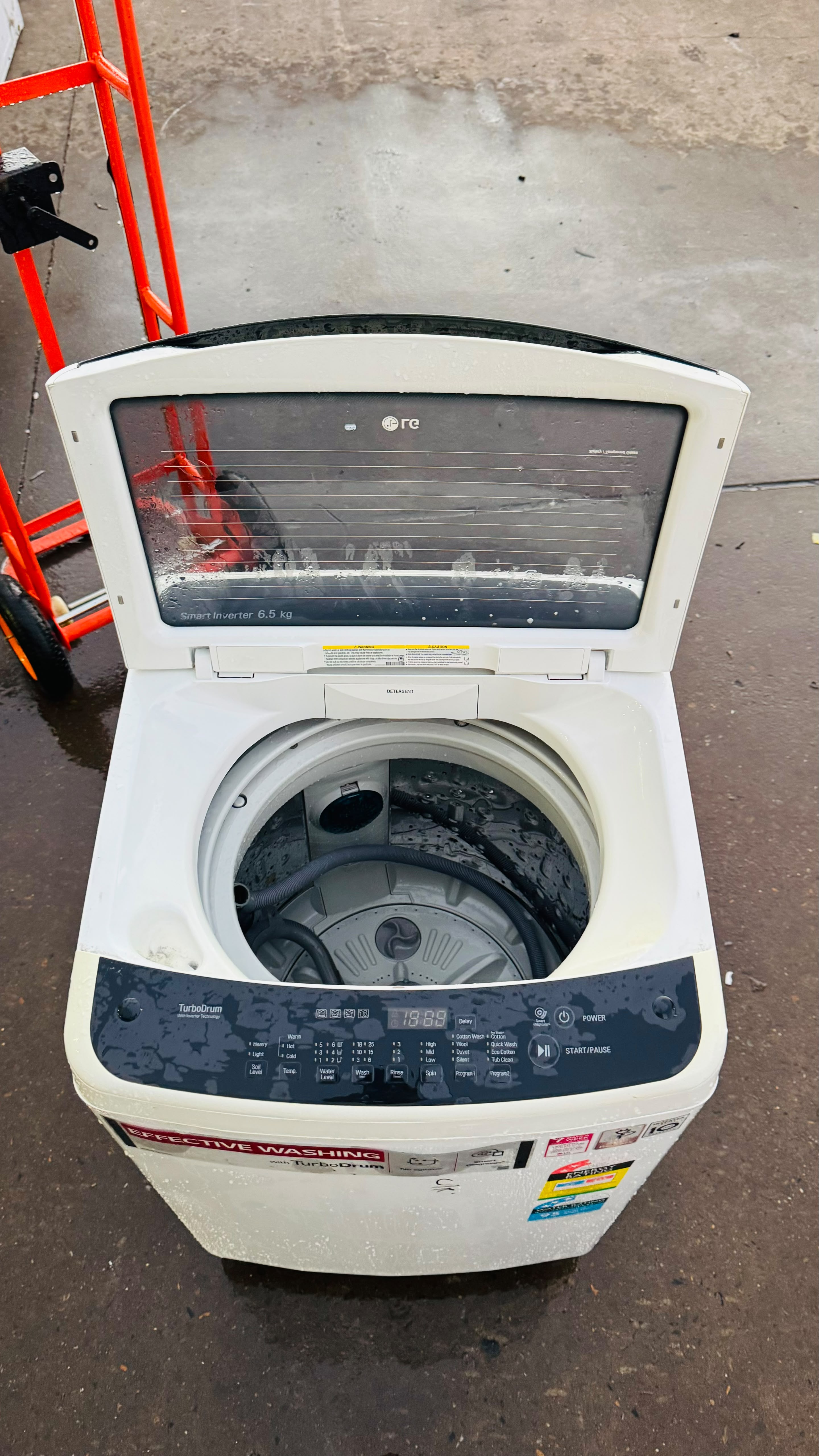 LG 6.5KGS TOP LOADER WASHING MACHINE