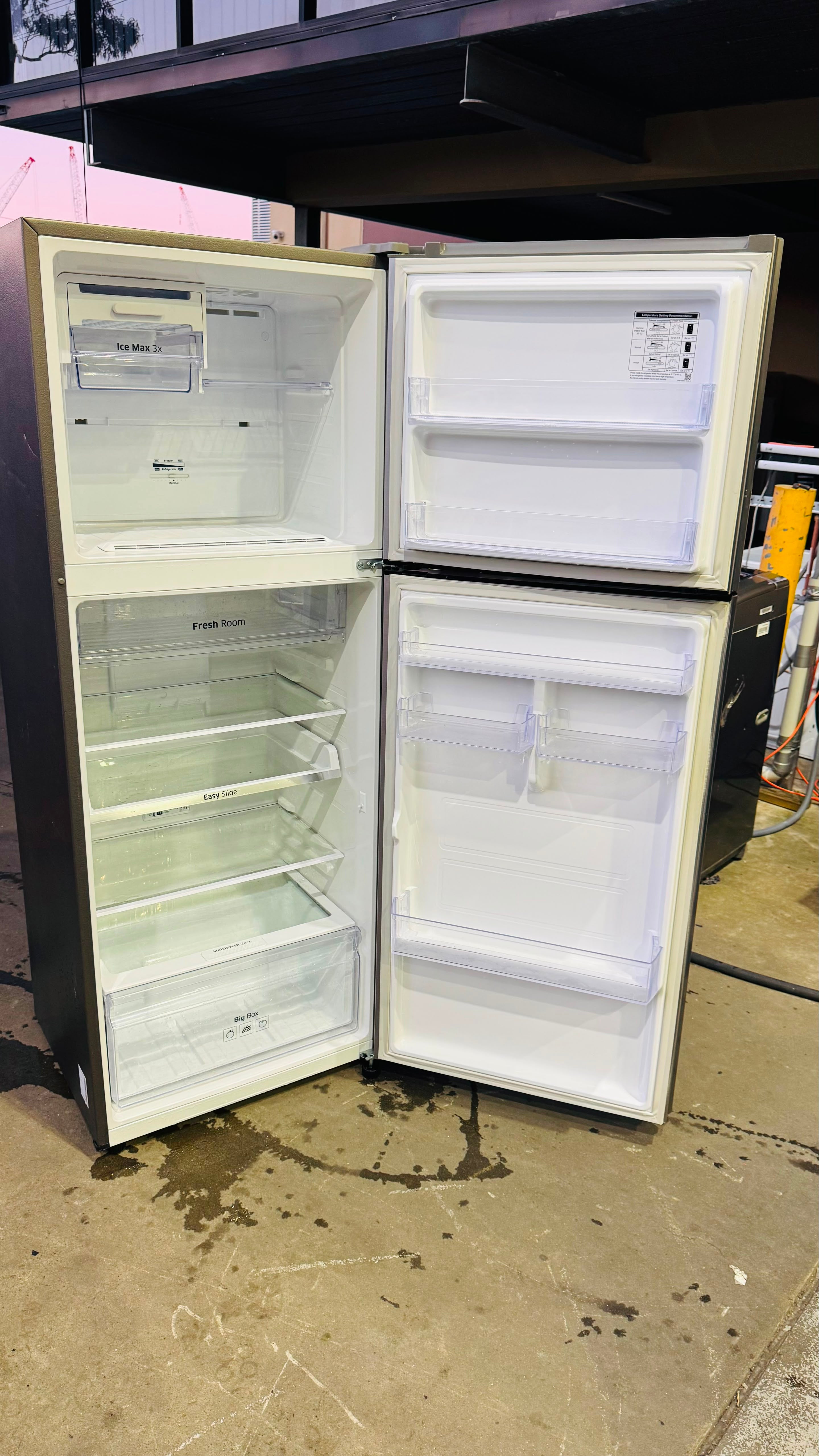 SAMSUNG 415 LITRES FRIDGE FREEZER