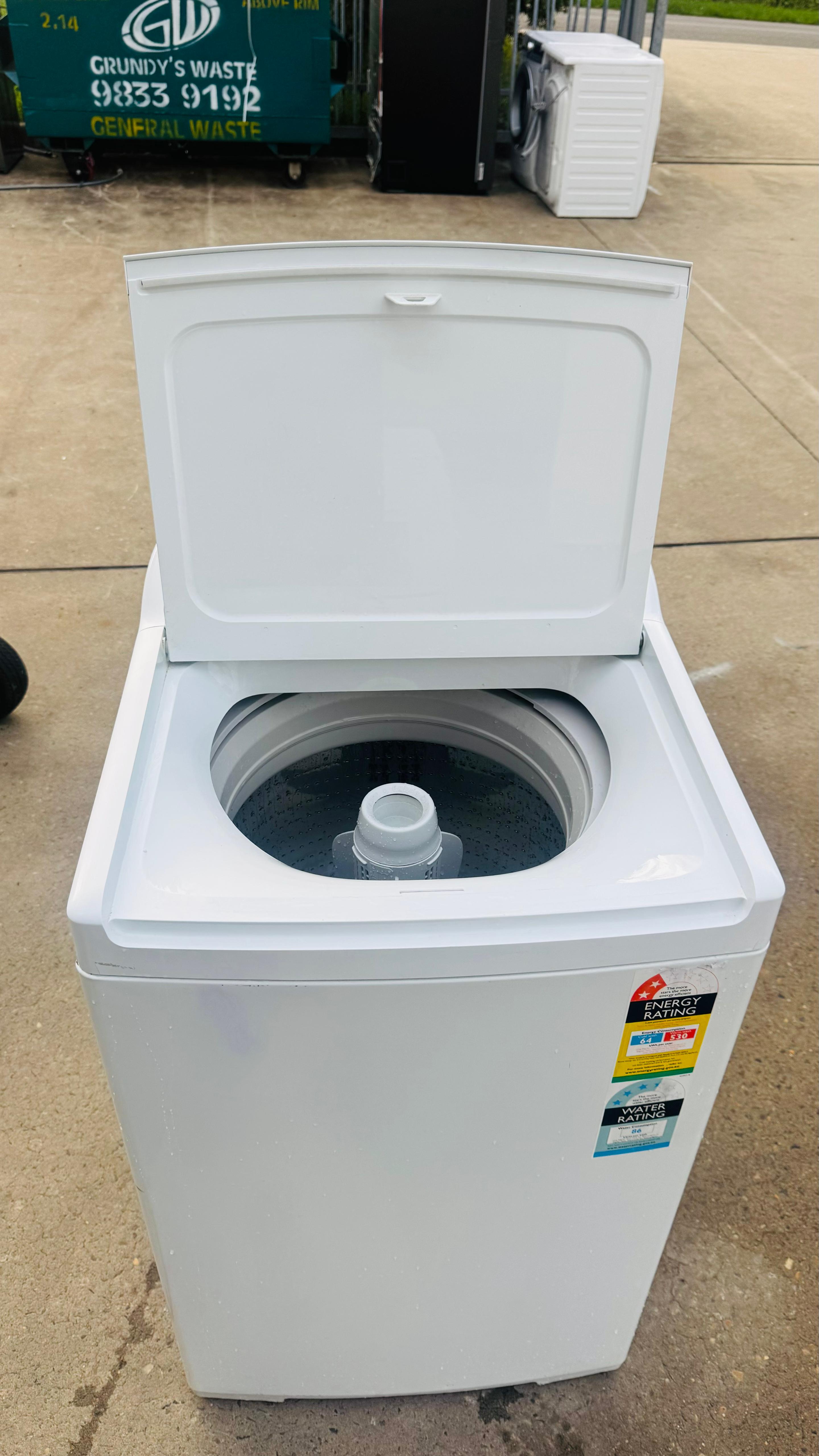 FISHER AND PAYKEL 7KGS TOP LOADER WASHING MACHINE