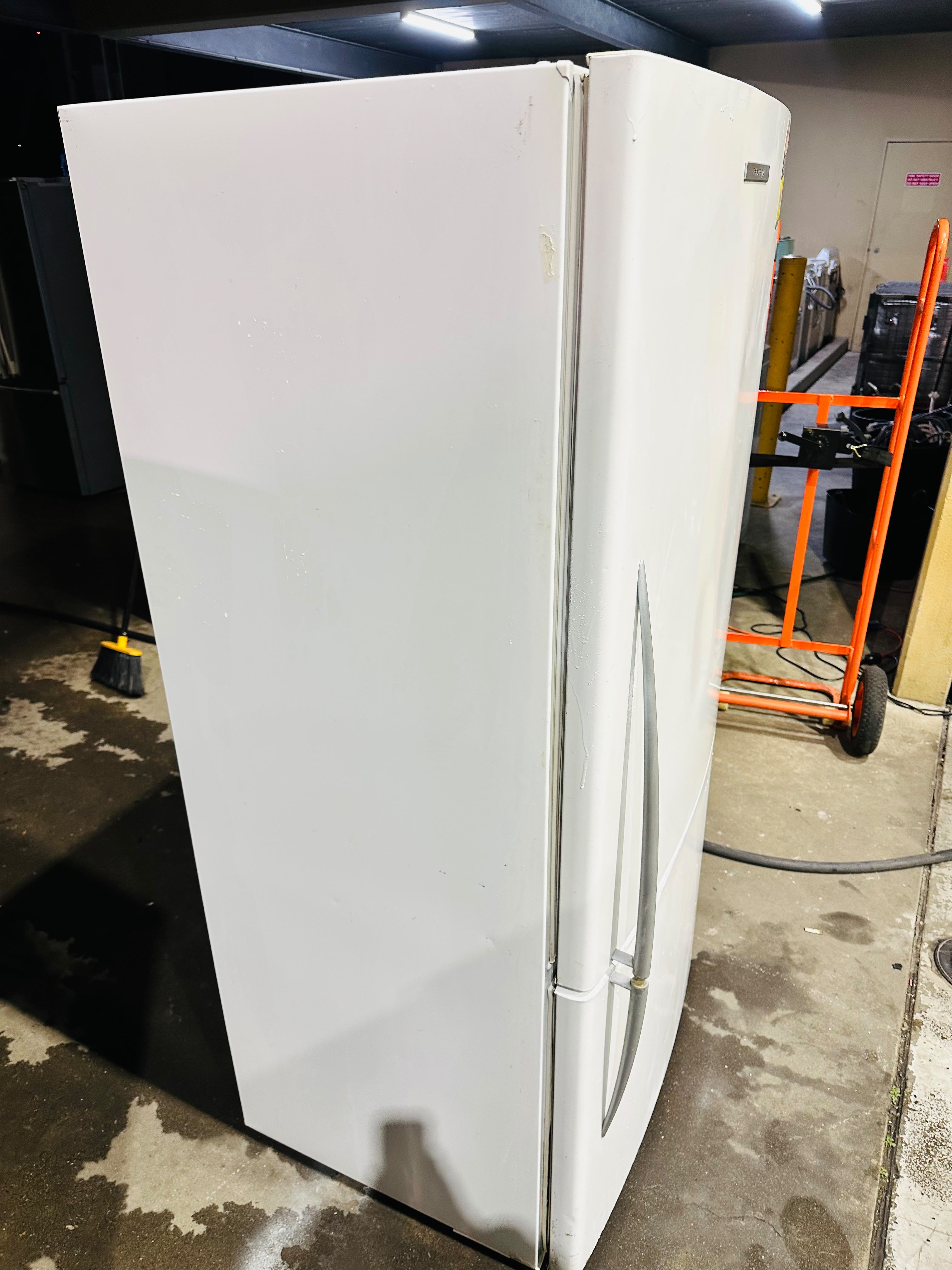 FISHER AND PAYKEL 519 LITRES FRIDGE FREEZER