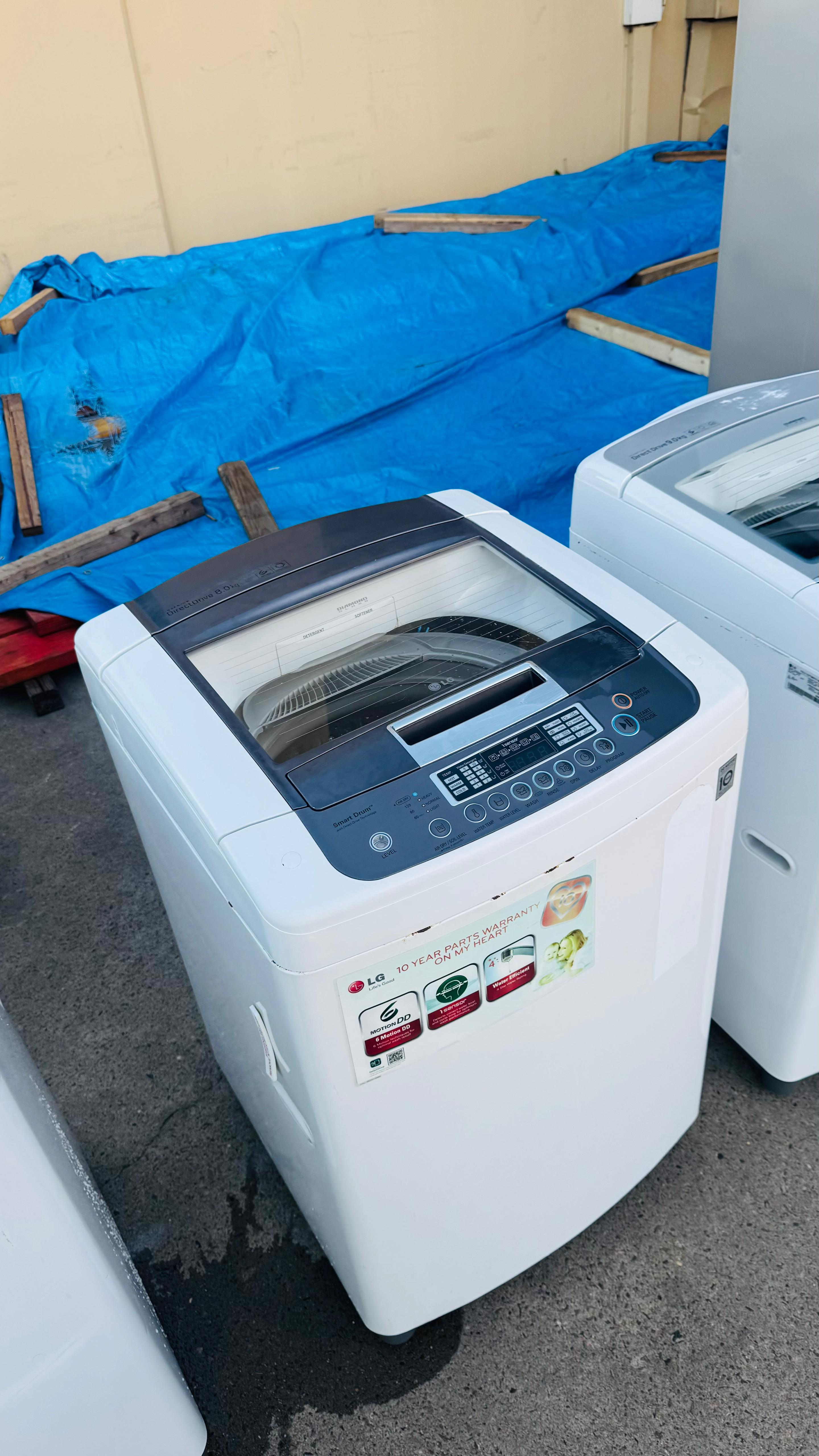 LG 8KGS TOP LOADER WASHING MACHINE