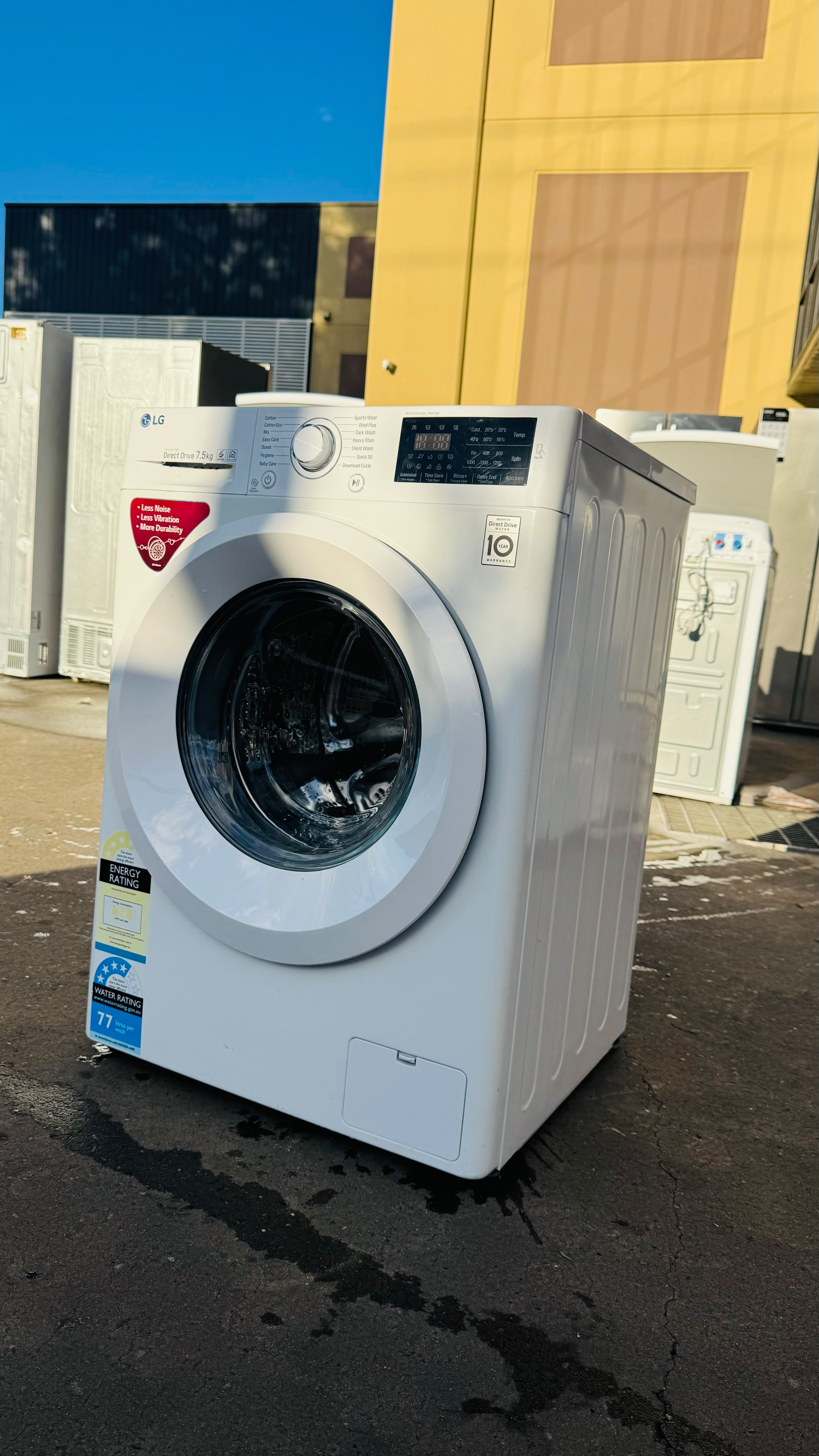 LG 7.5KGS FRONT LOADER WASHING MACHINE