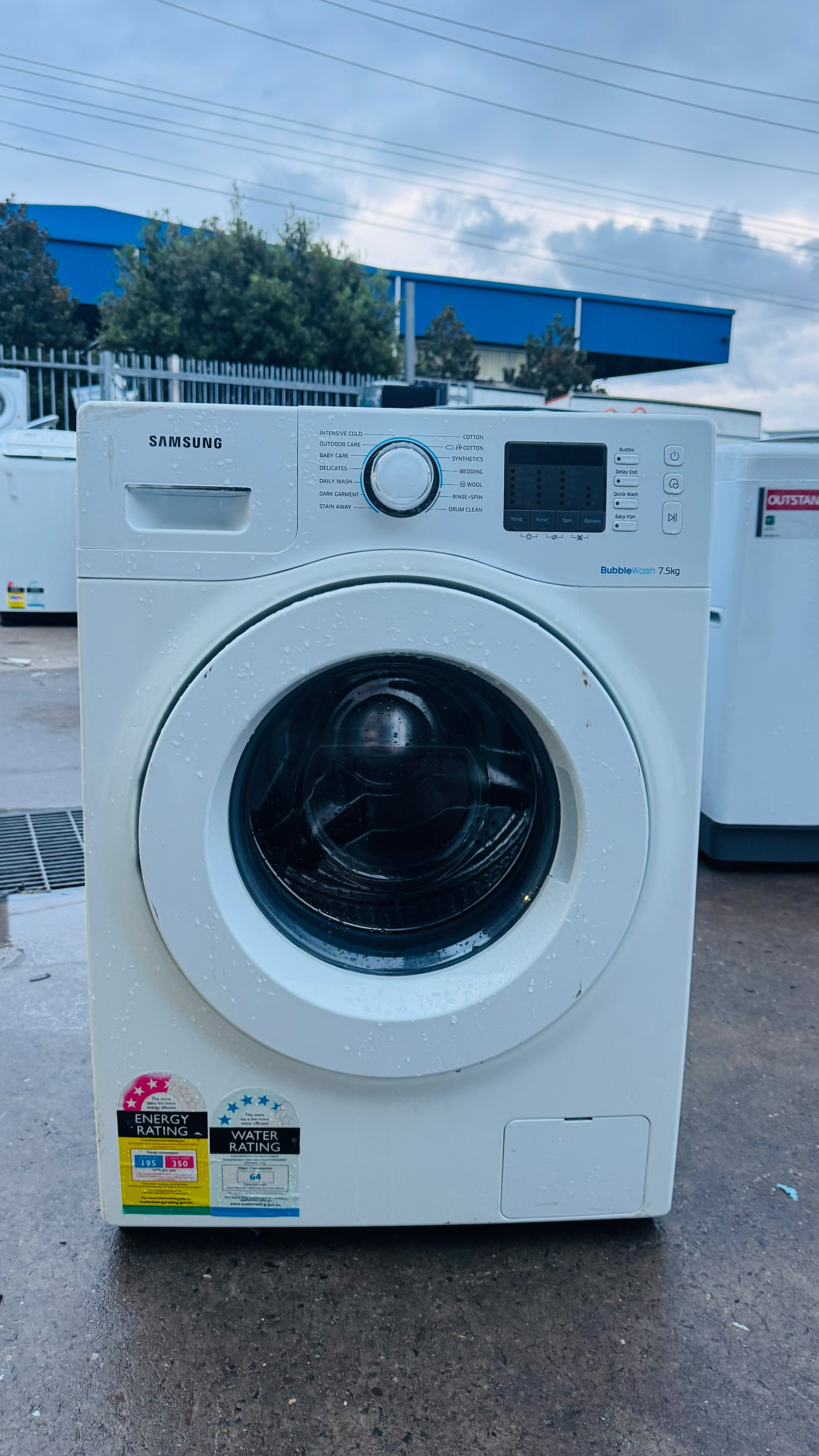 SAMSUNG 7.5KGS FRONT LOADER WASHING MACHINE